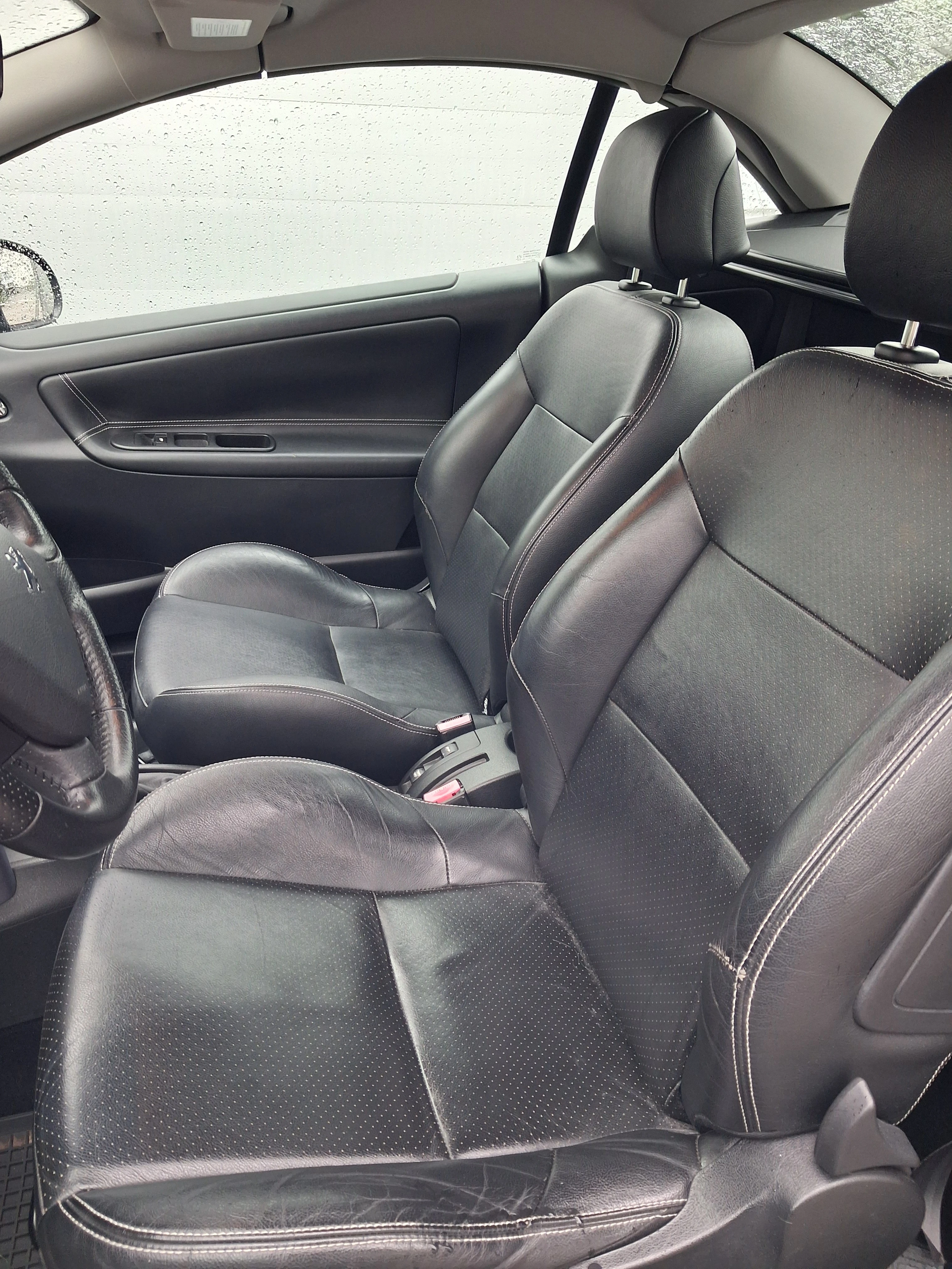 Peugeot 207cc