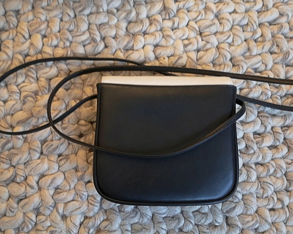 Handtasche