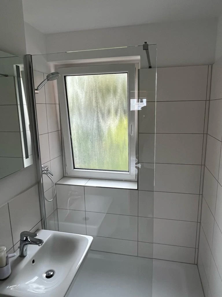 Bad mit Fenster