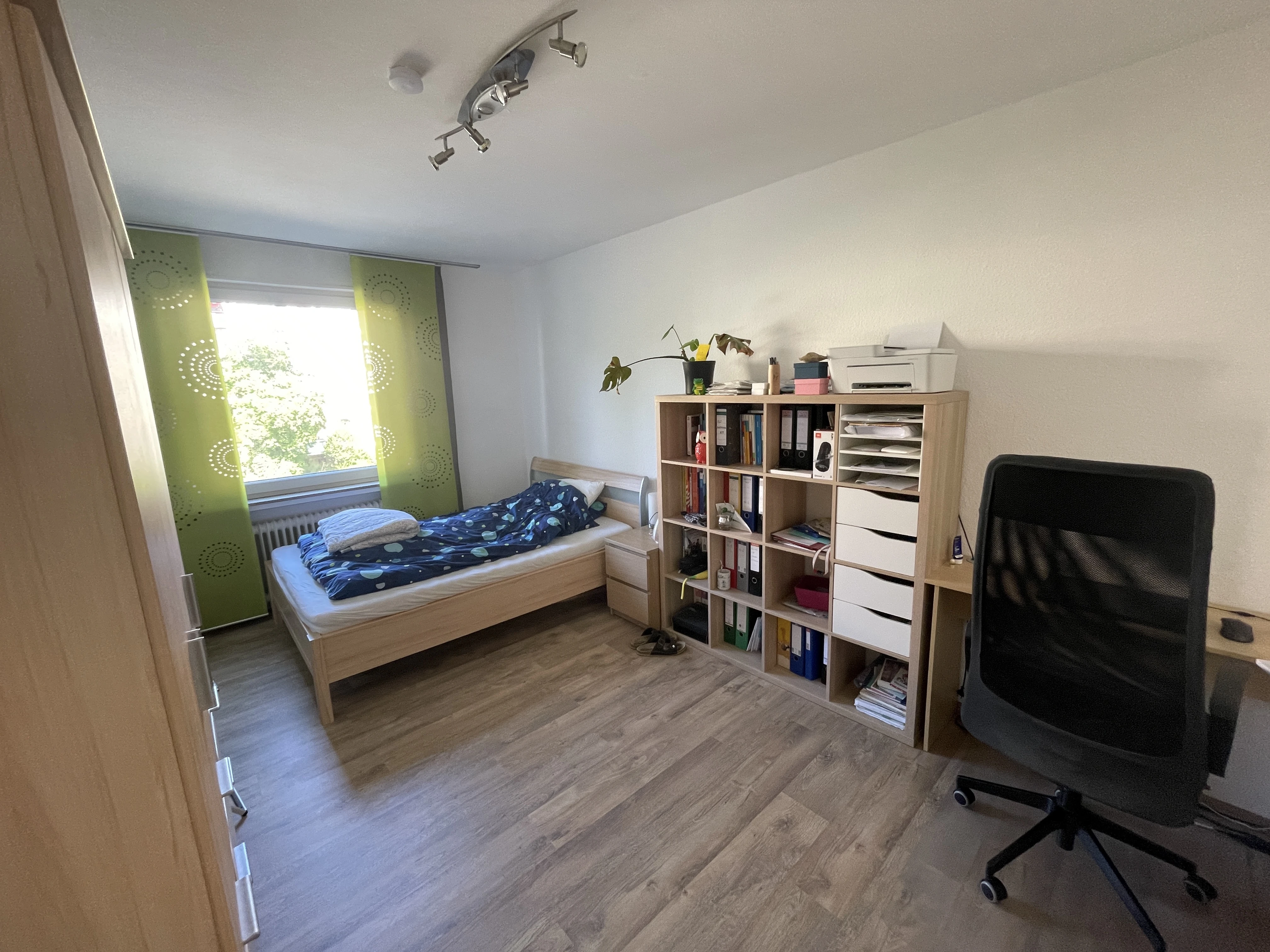 Schlaf- und Arbeitszimmer