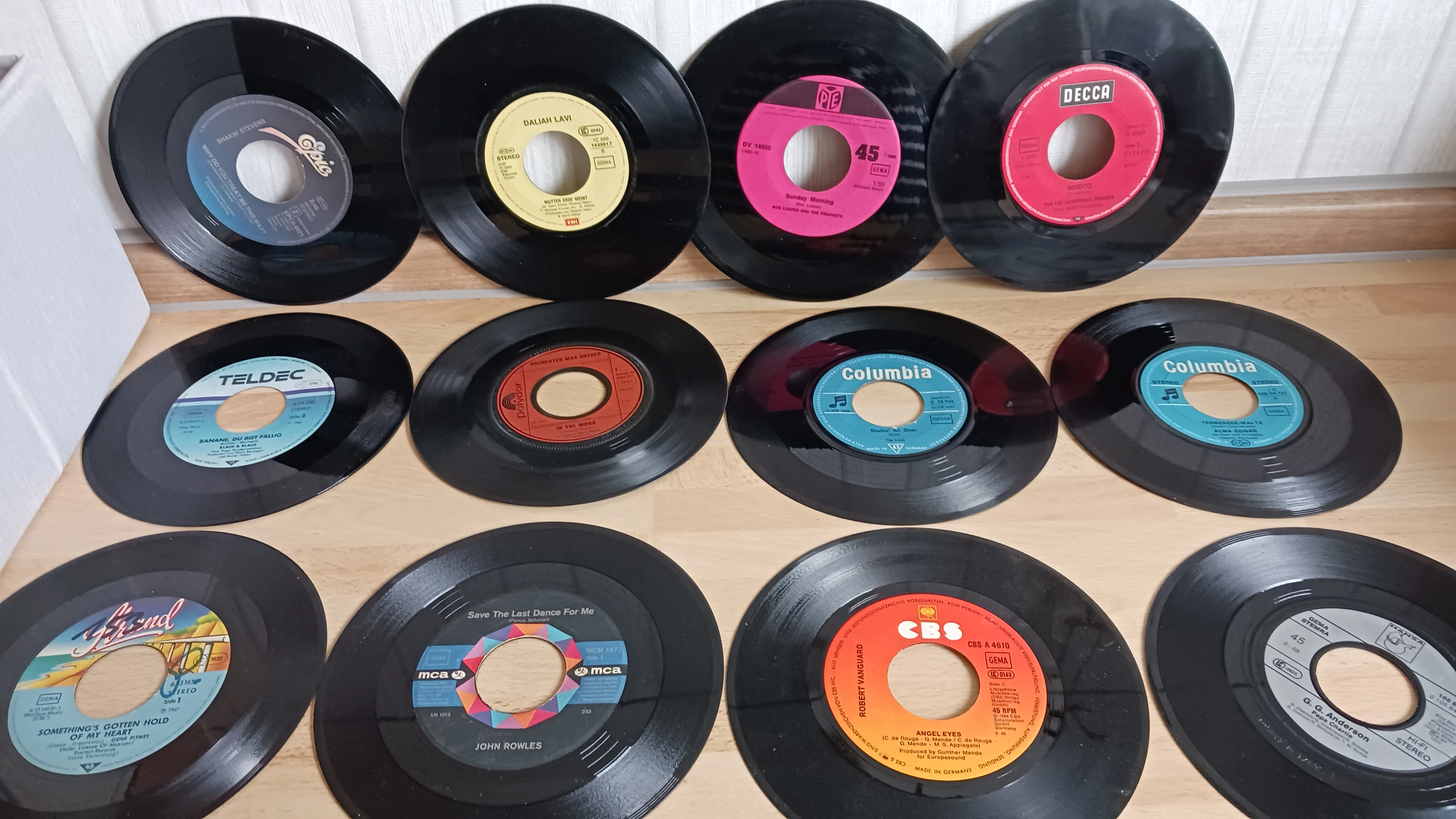 120 Singles