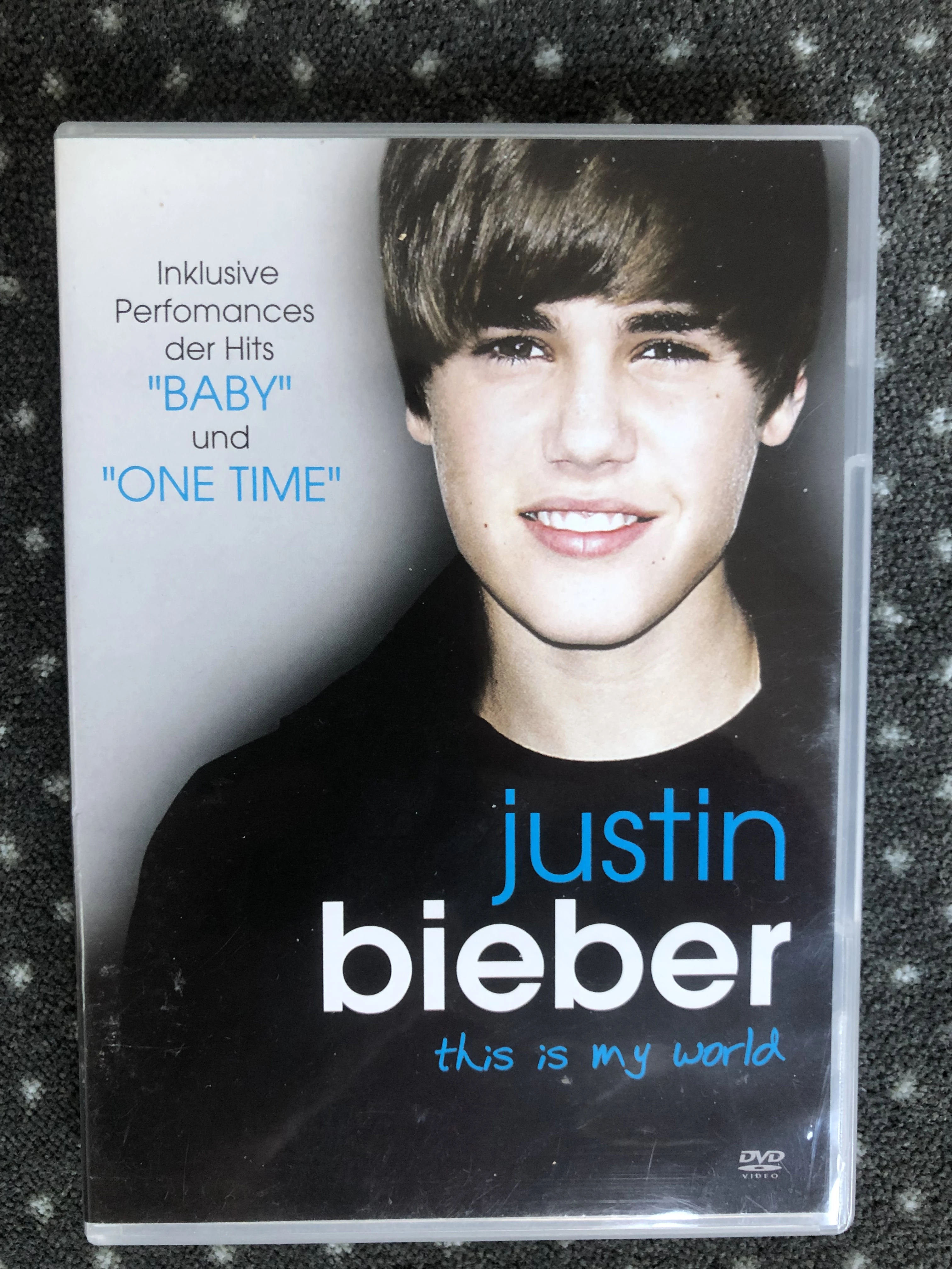 Justin Bieber: Never Say Never / This Is My World 