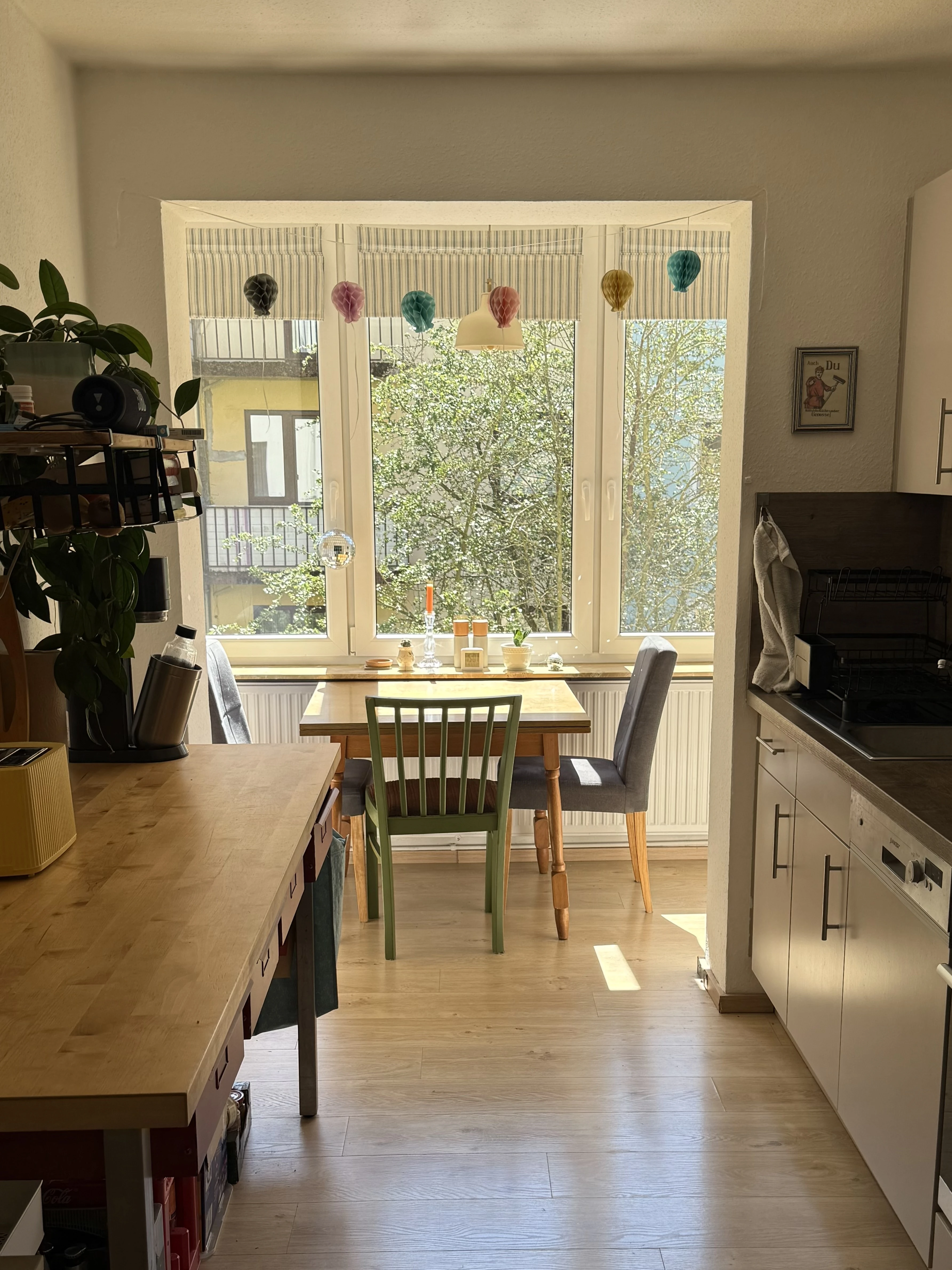 Küche mit Loggia