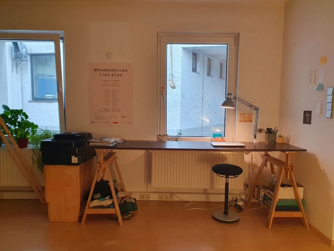 Arbeitsplatz 2 am Fenster