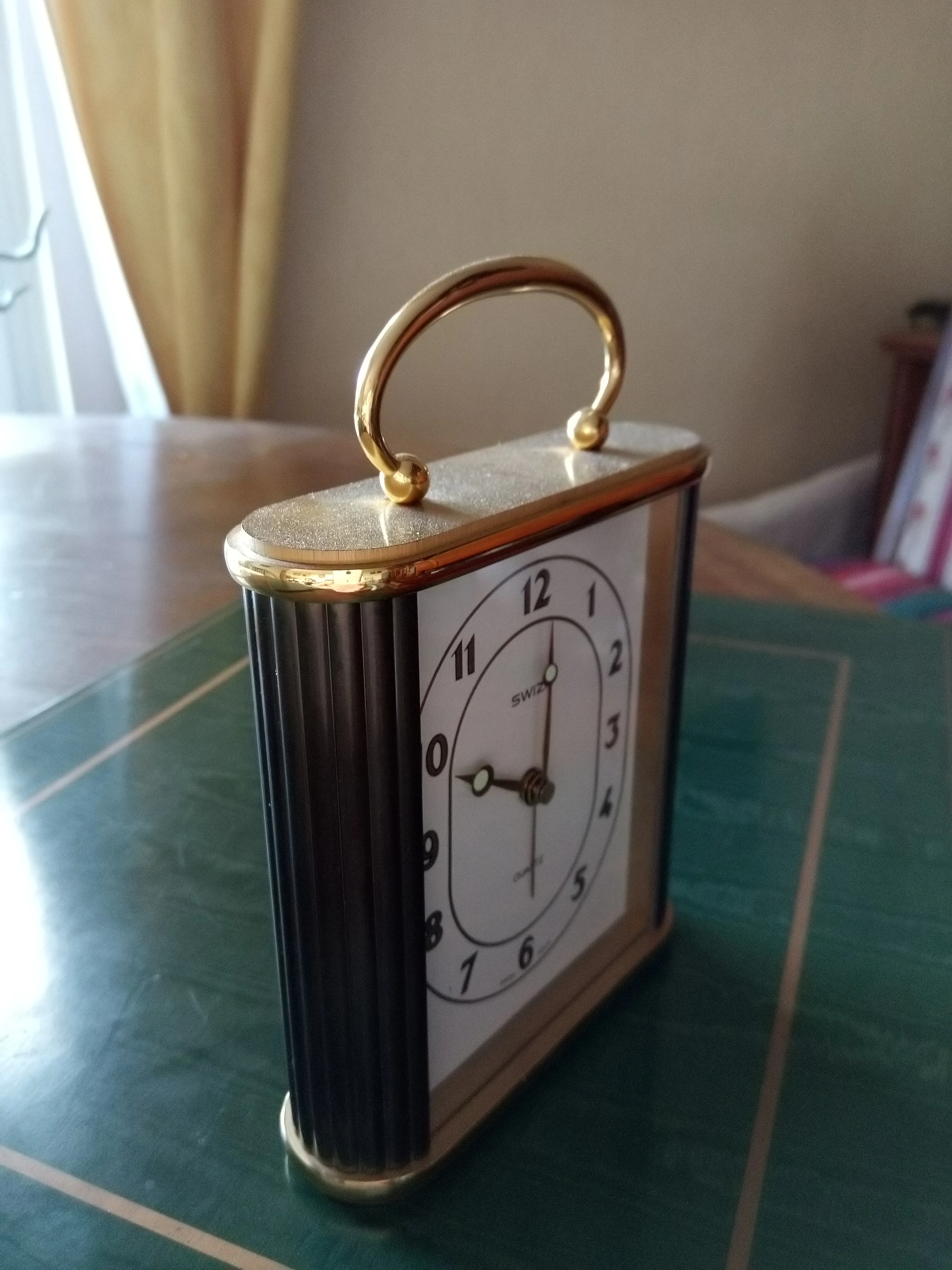 Uhr