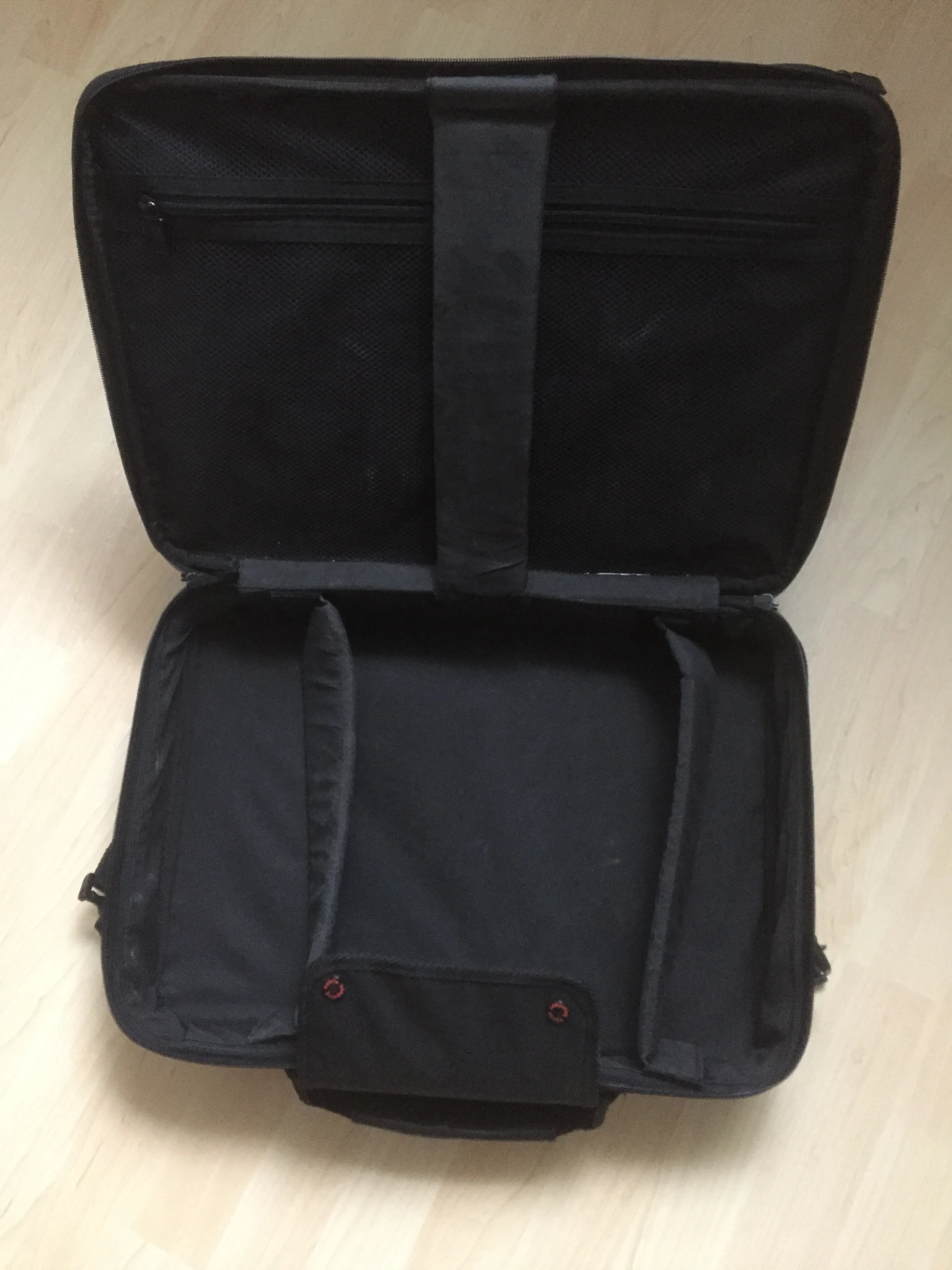   Hochwertige Siemens Nixdorf Laptop-Tasche Classic -neu- 