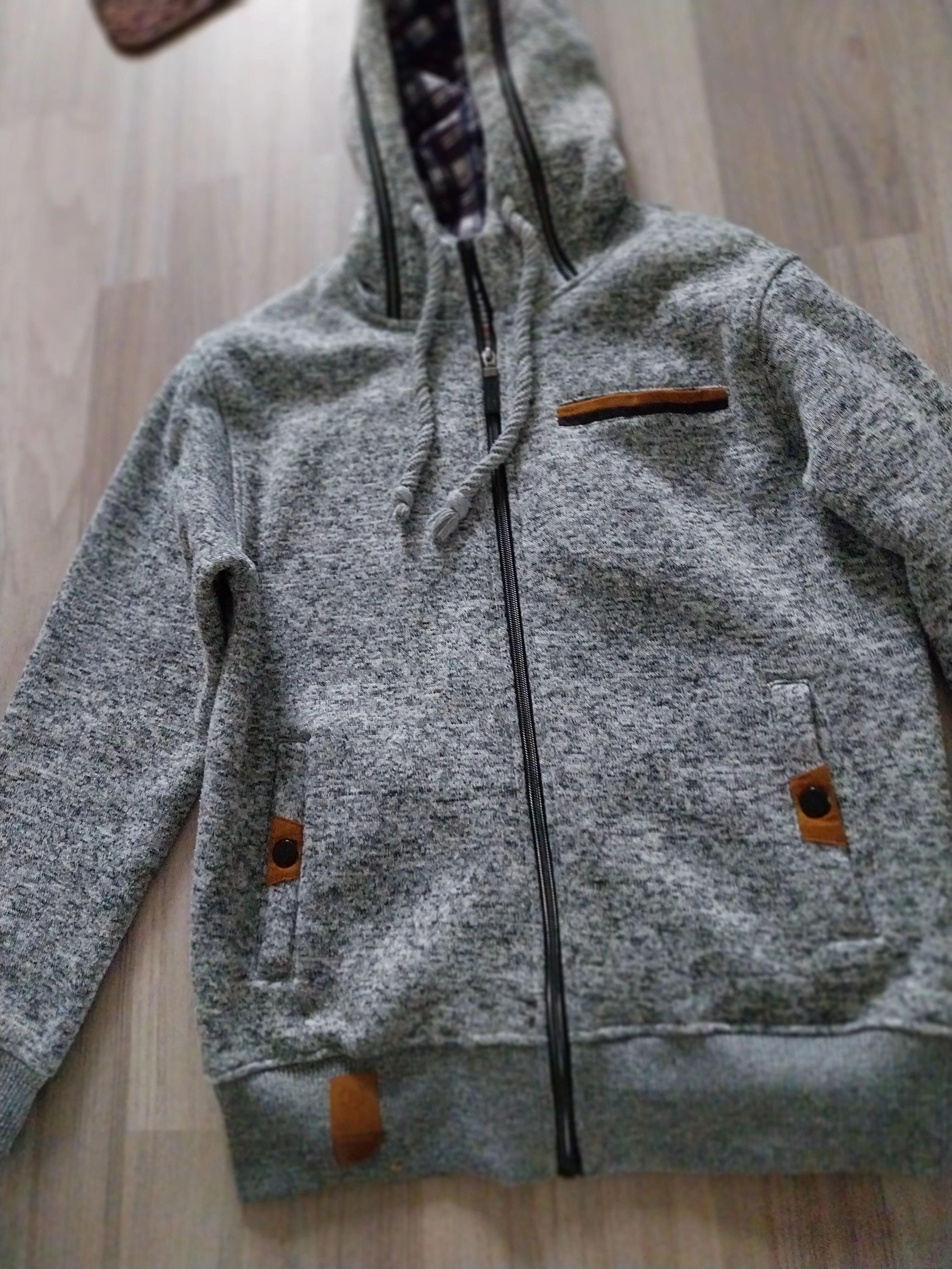 Kapuzenjacke Farbe grau 