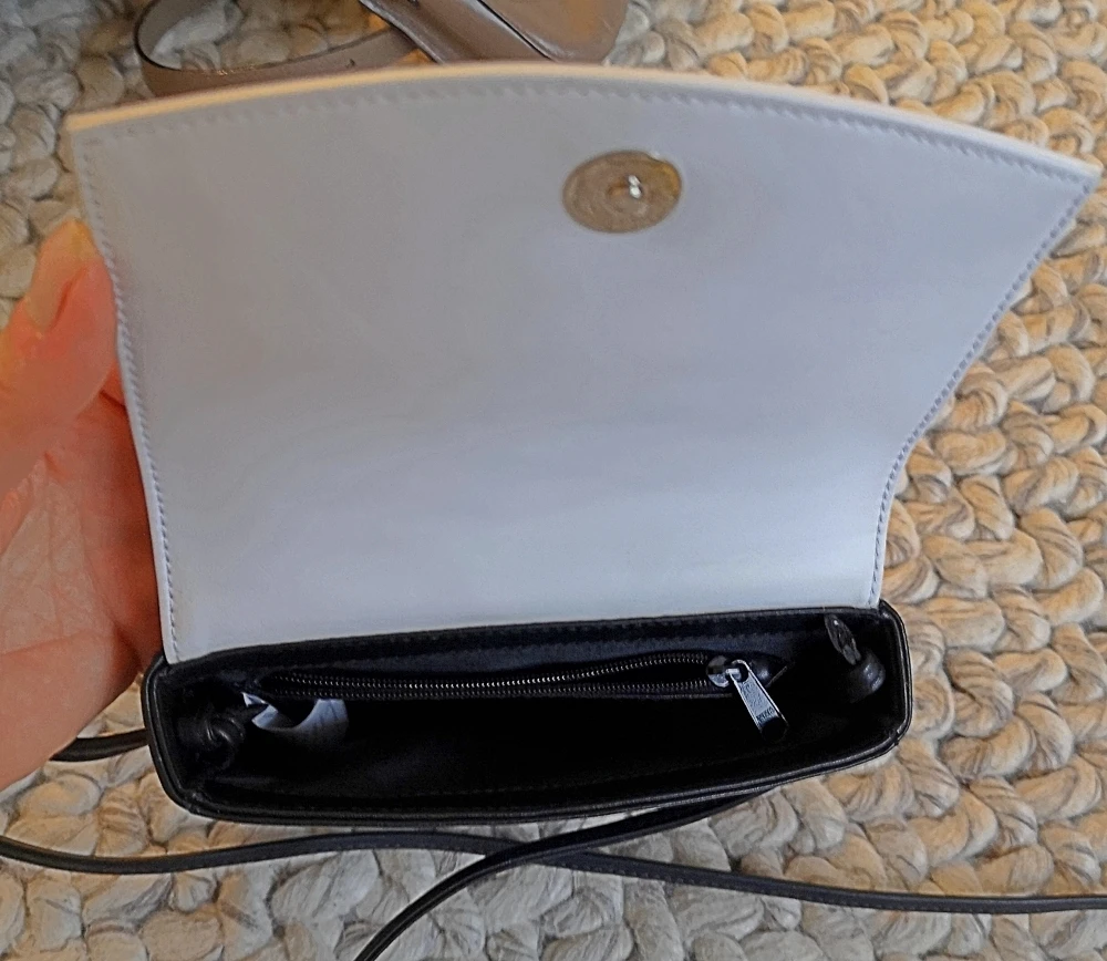 Handtasche
