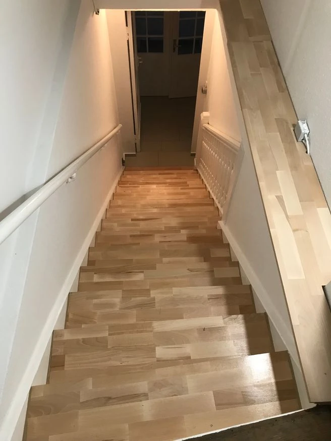 HP-UG Treppe