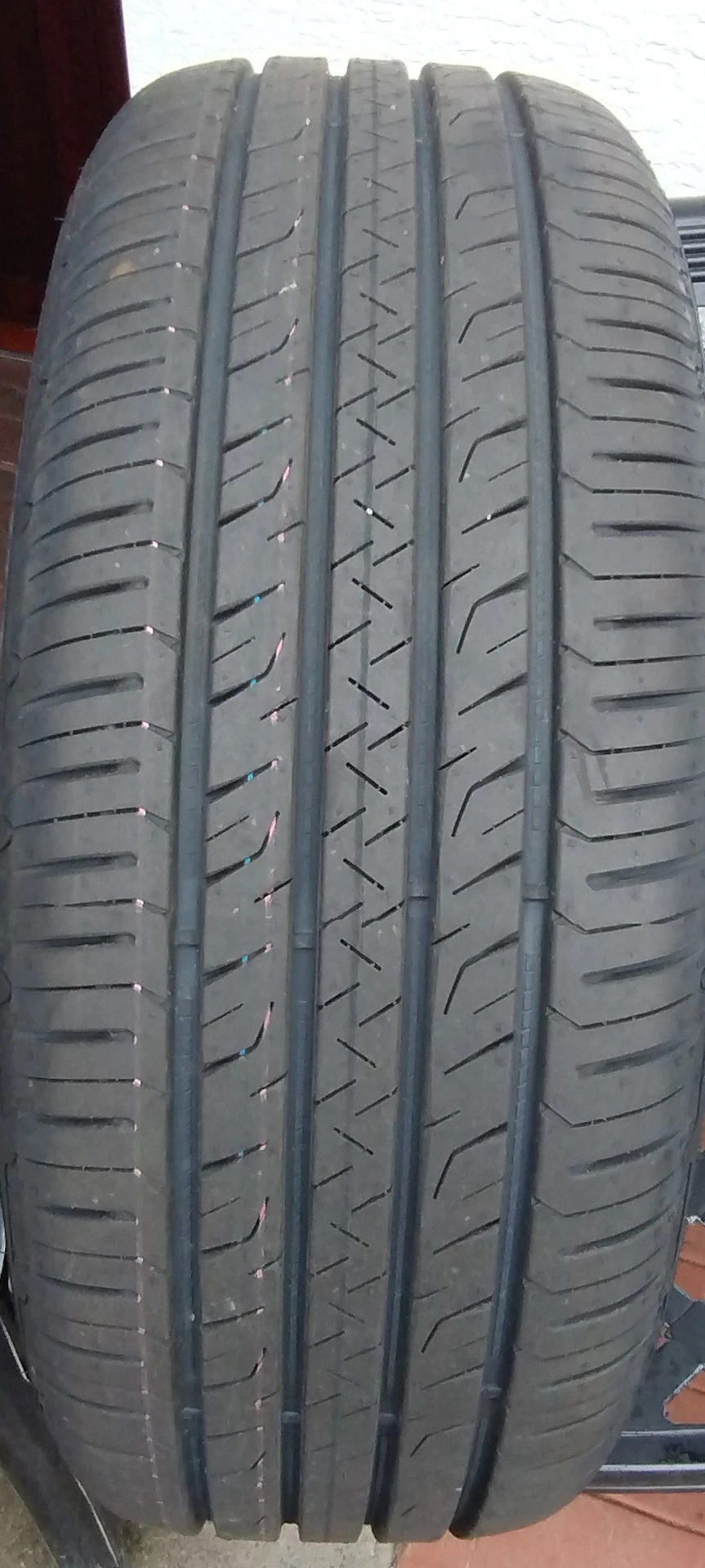 Good Year 225/55 R18 102V XL