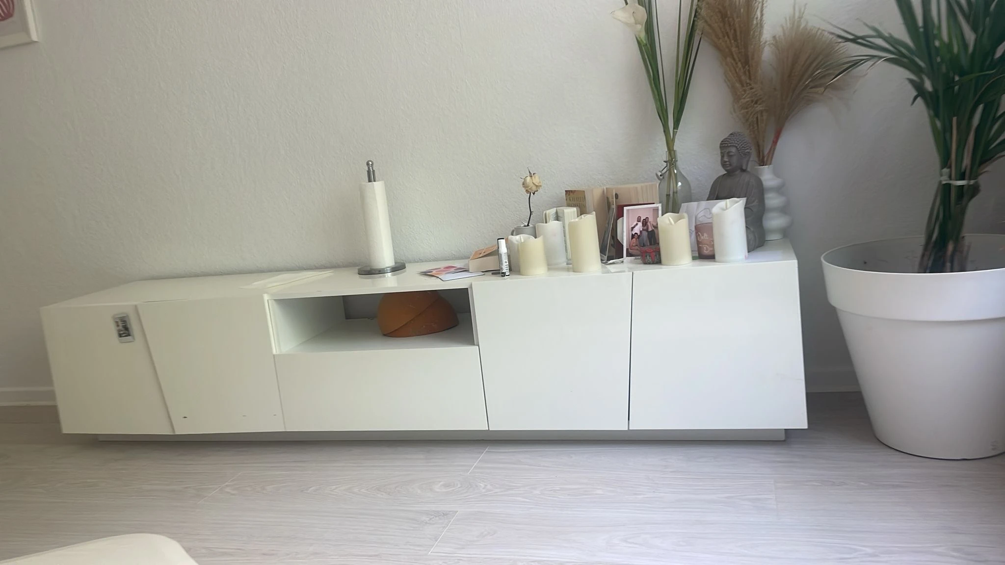 Sideboard 