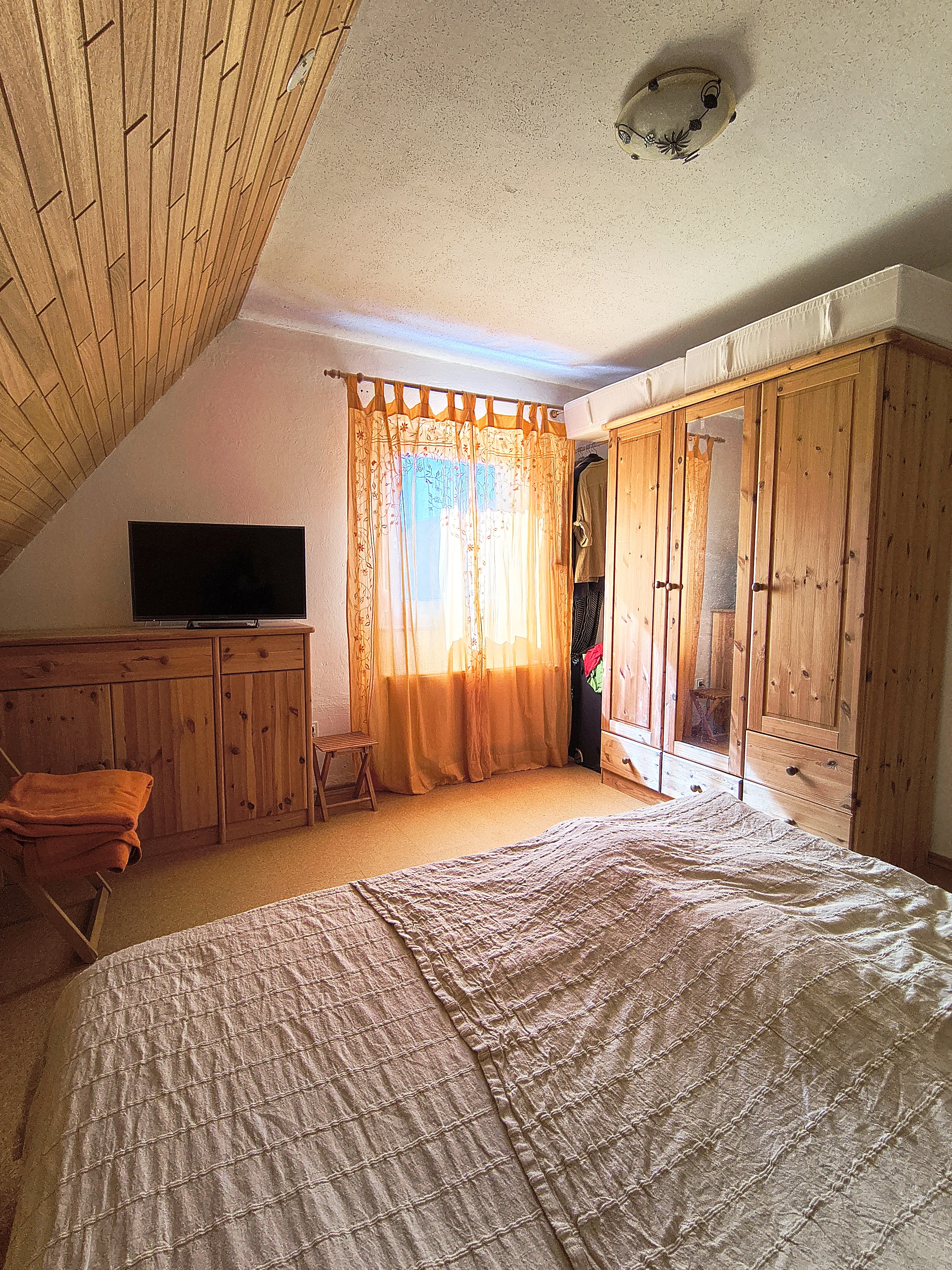 Schlafzimmer im DG