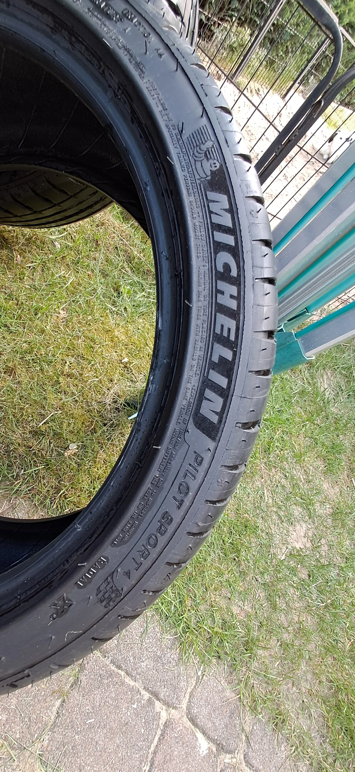 Michelin pilot sport 225 40 zr18 