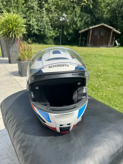 Helm Vorderansicht