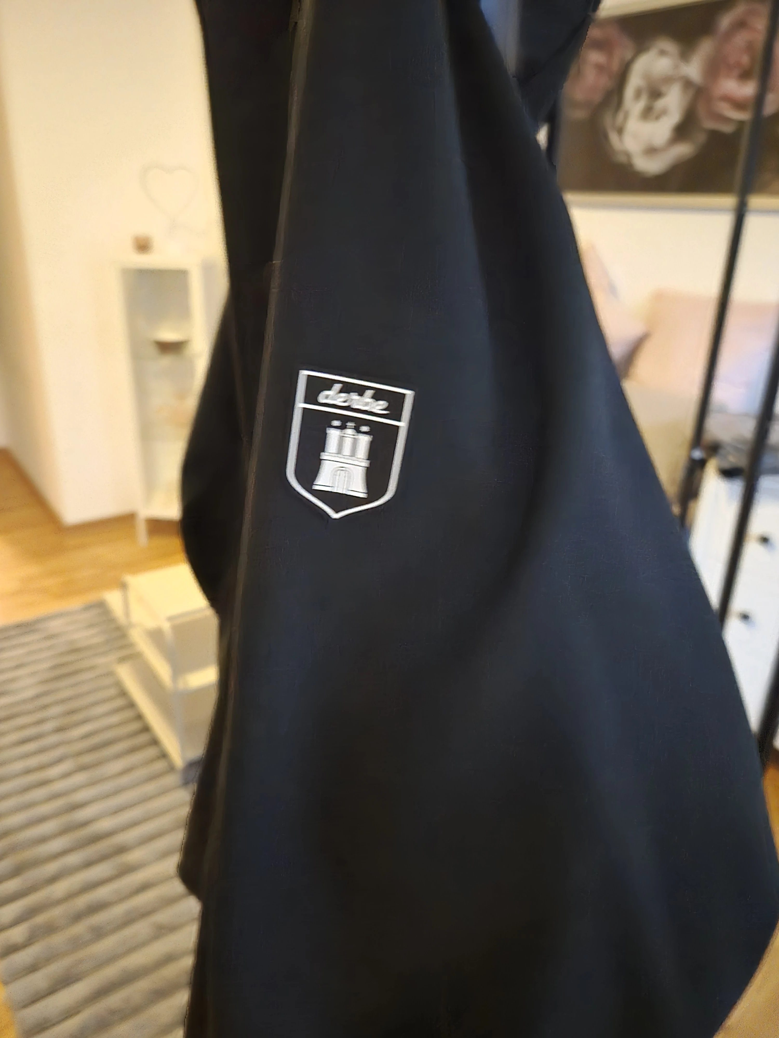 Derbe Parka neu