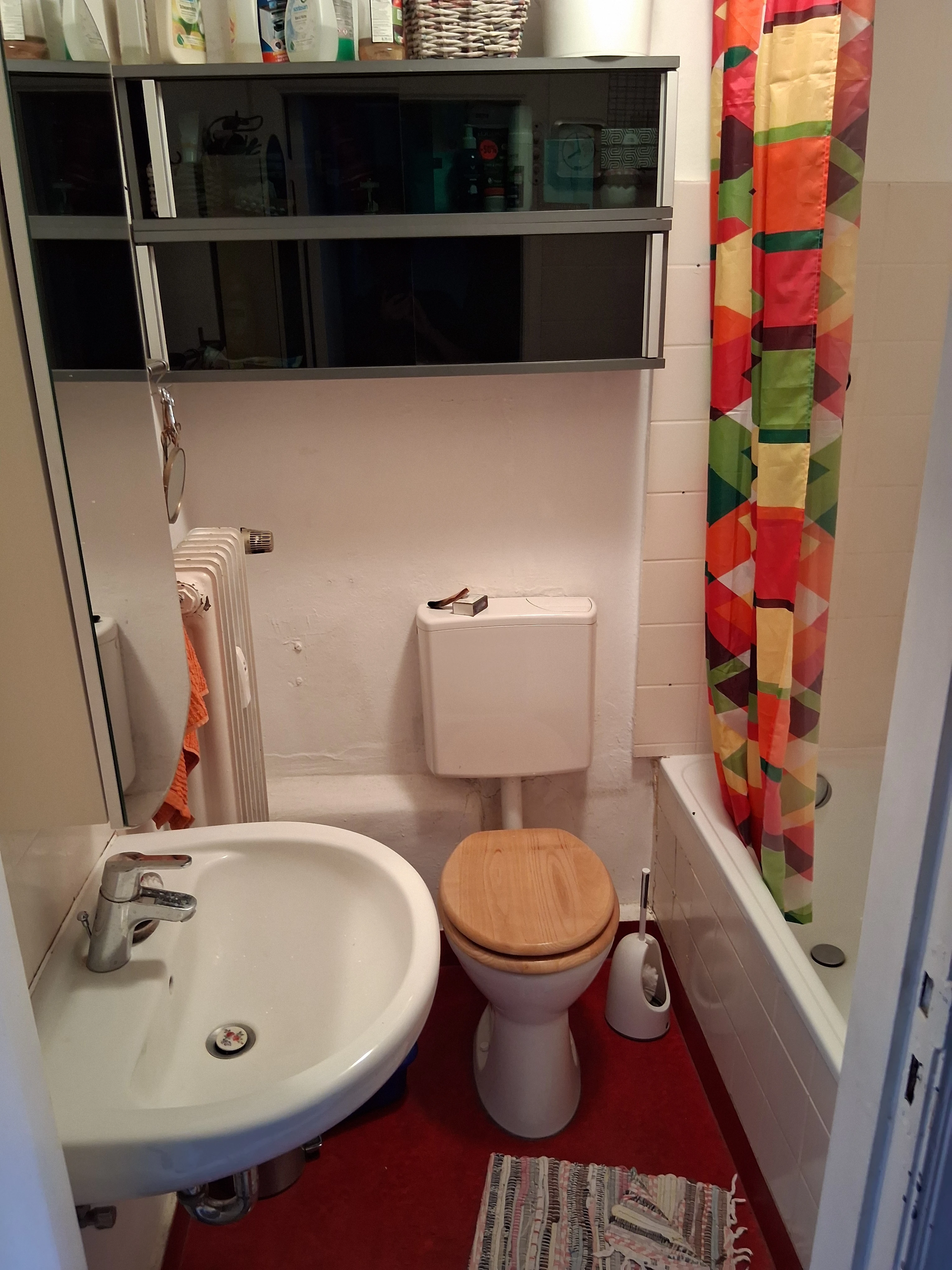 gemeinsames Badezimmer