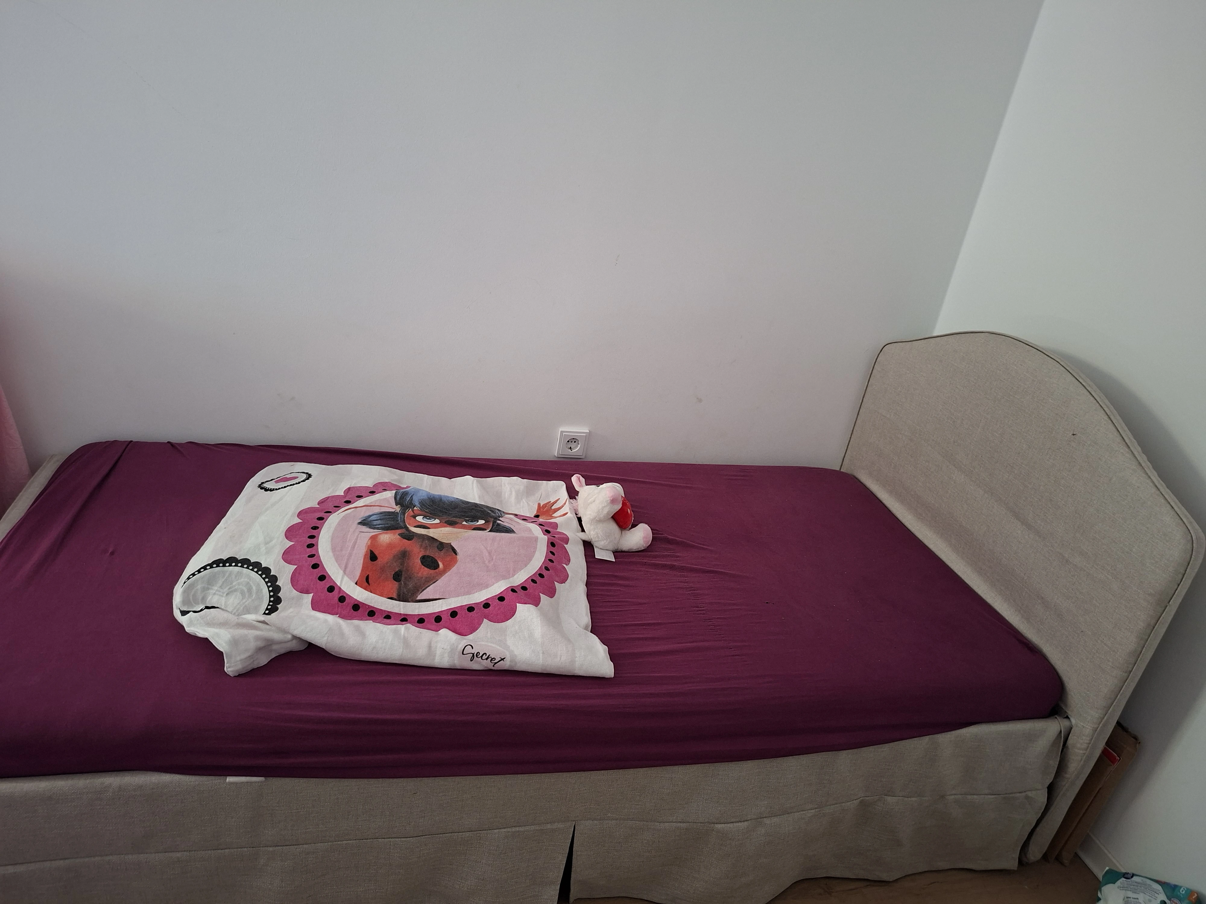 EINZELBETT 