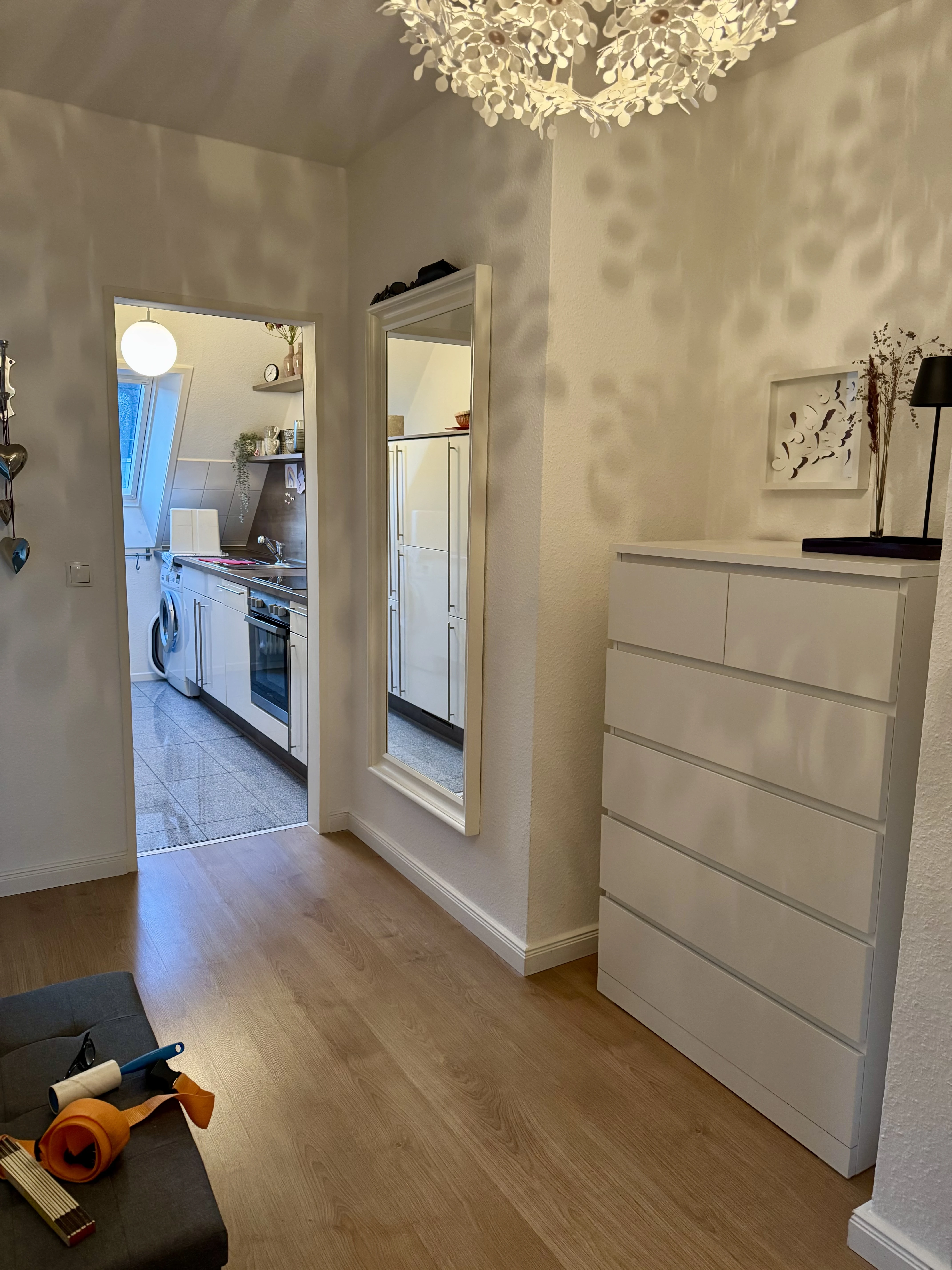 Flur mit Blick zur Küche