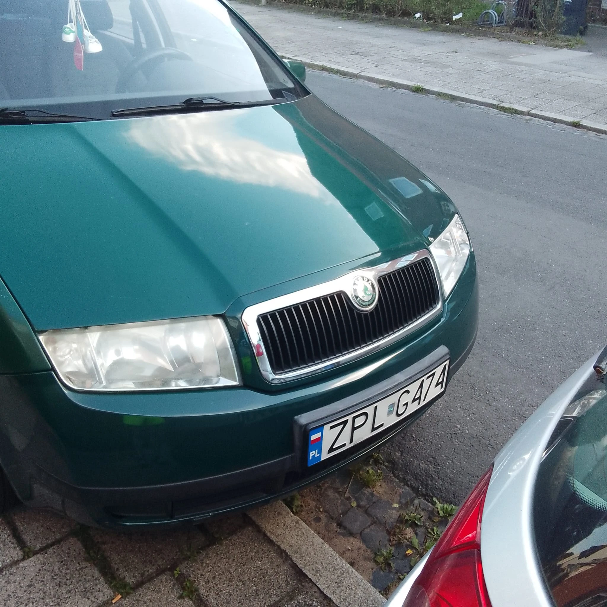 Gepflegte auto ..gunstig 
