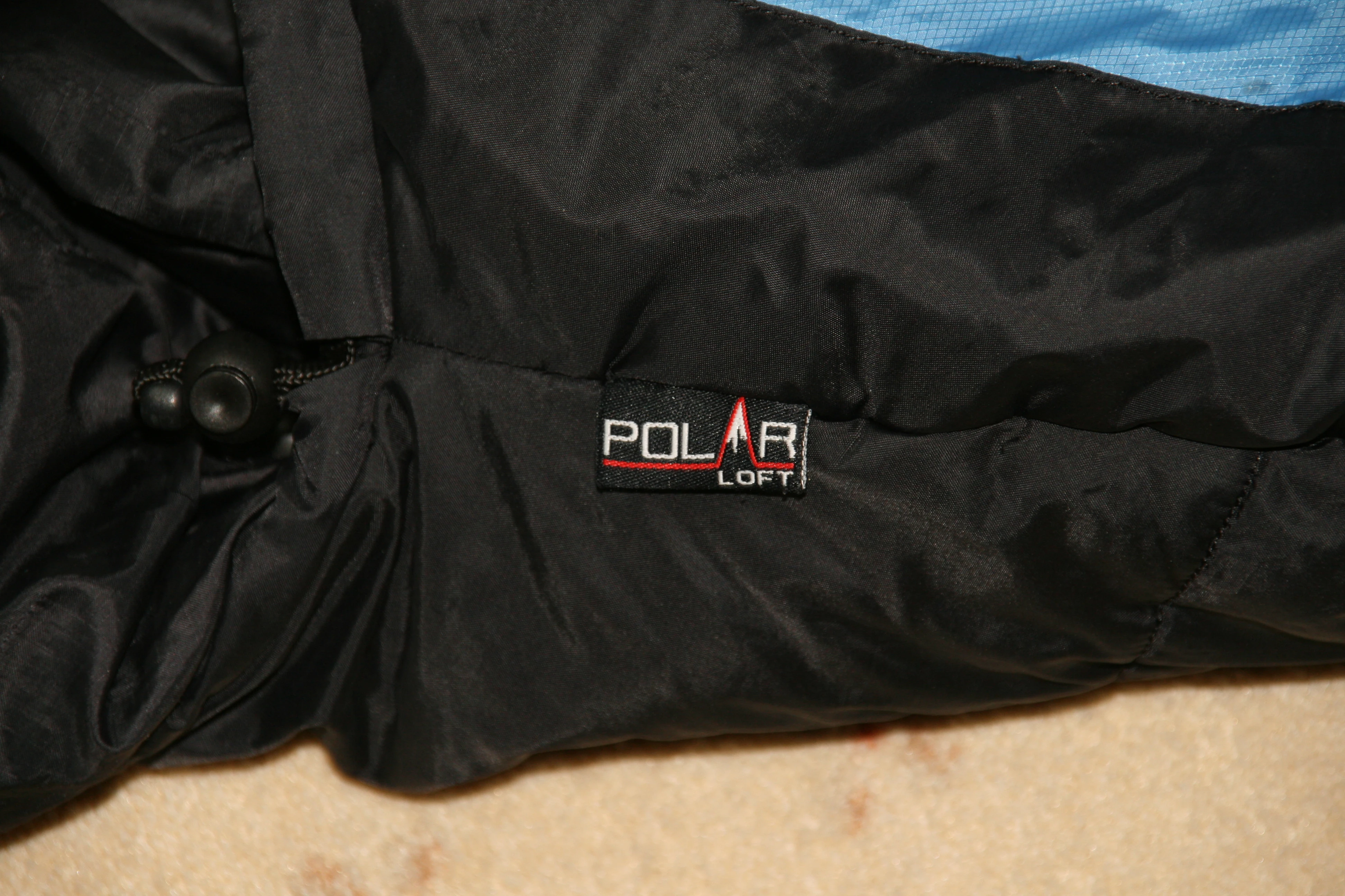 Angaben am Schlafsack 1