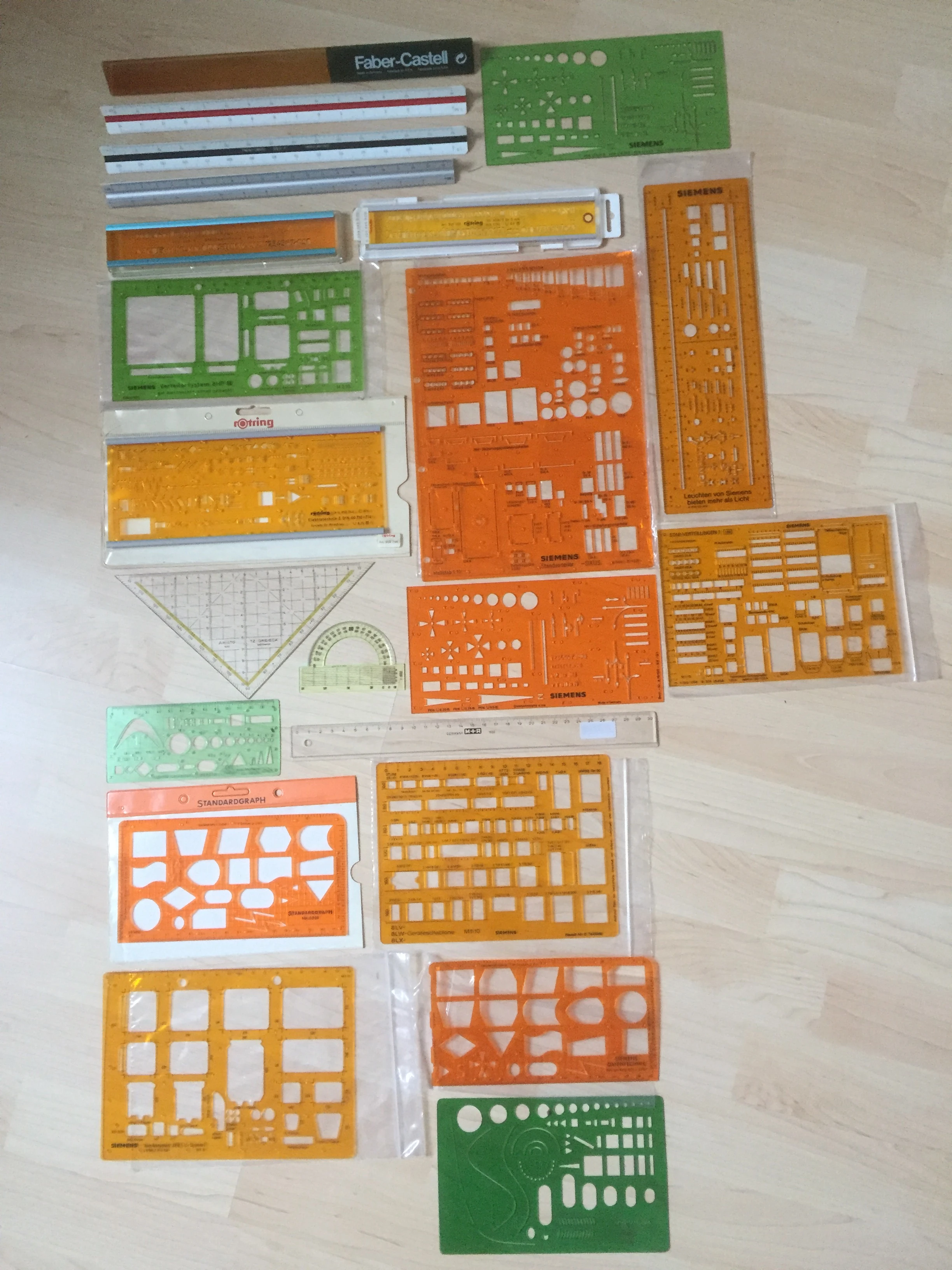   Schablonen für Schrift-/Elektrotechnik 