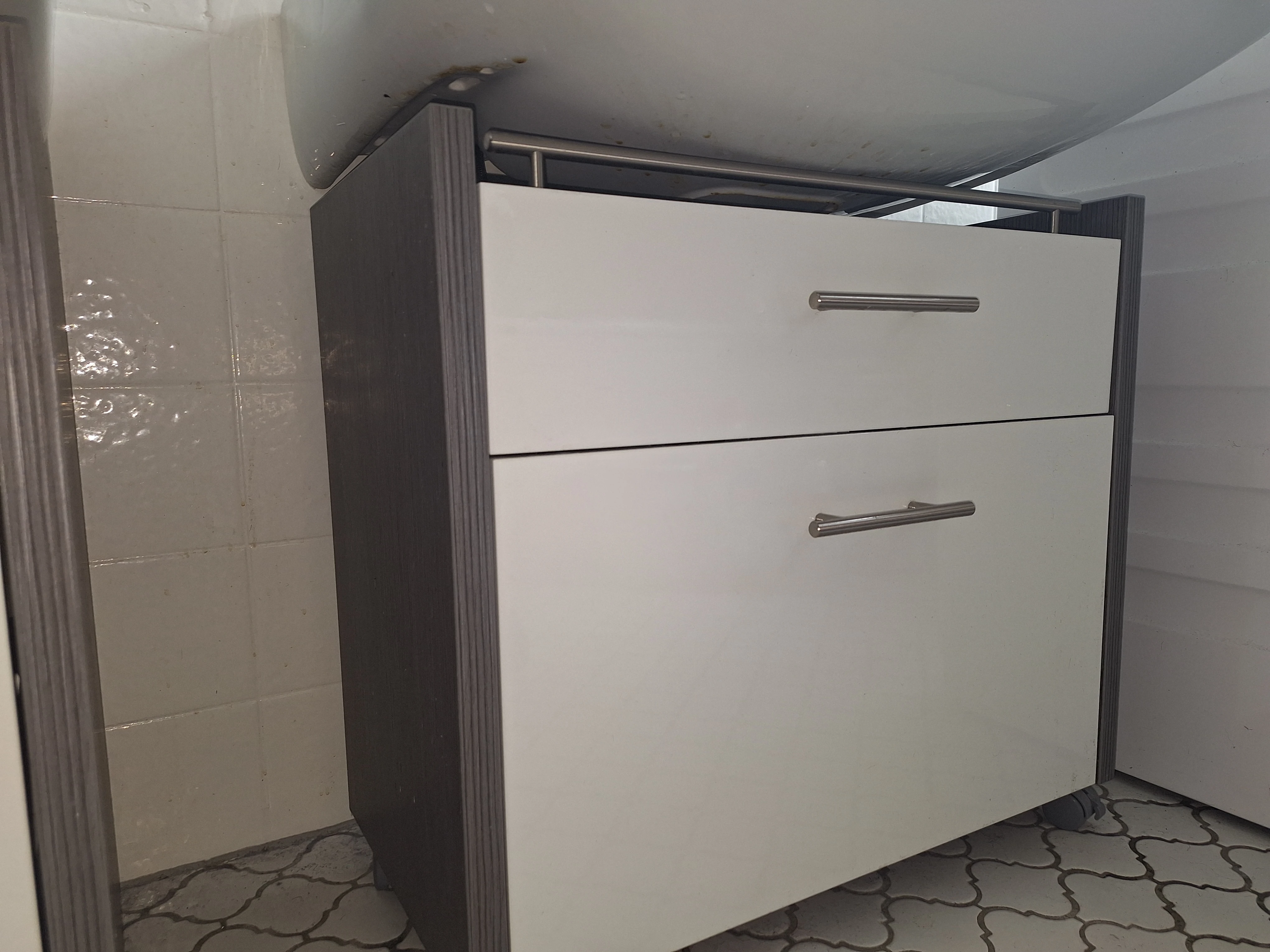 Unterschrank