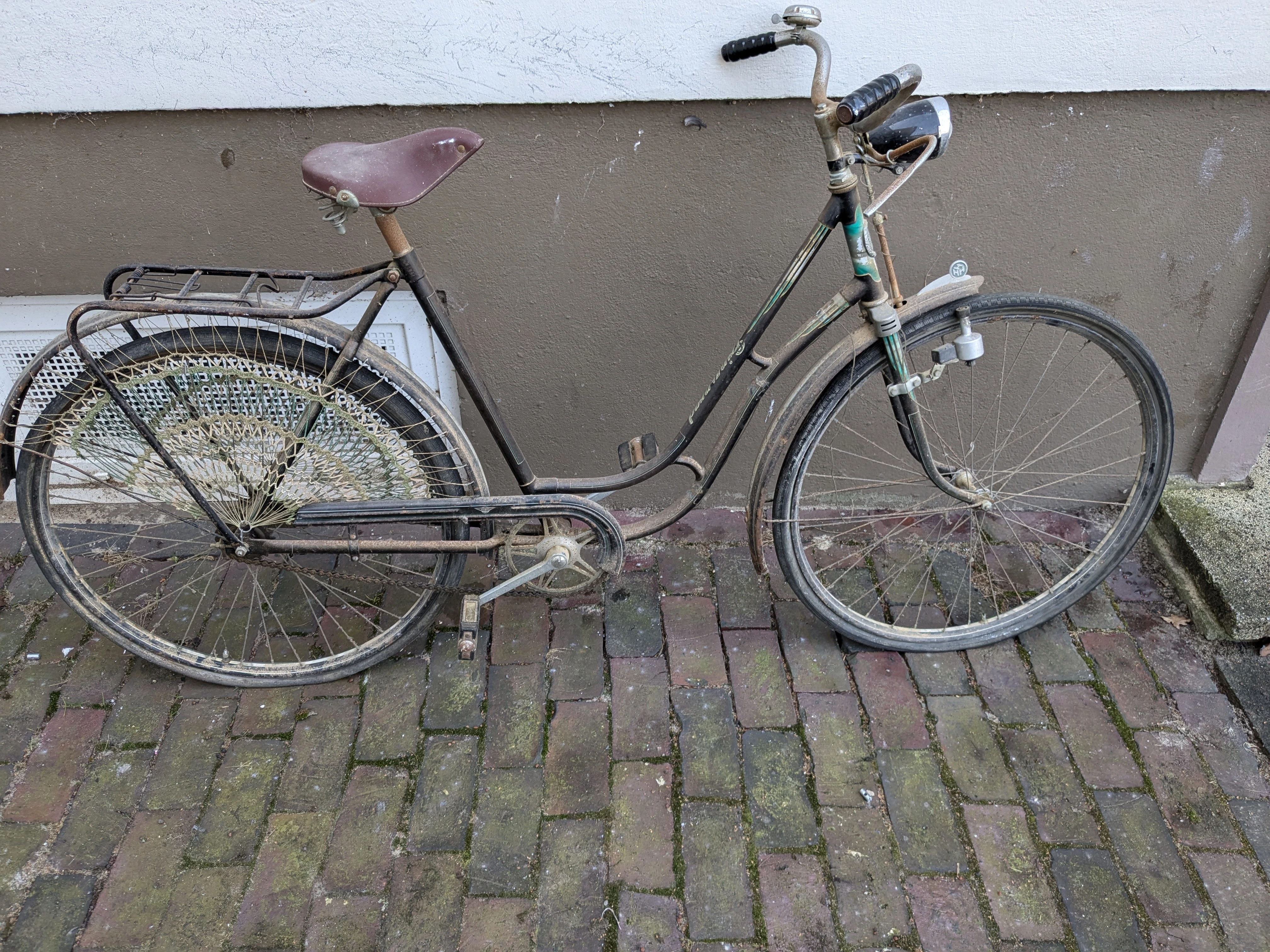von rechts 
