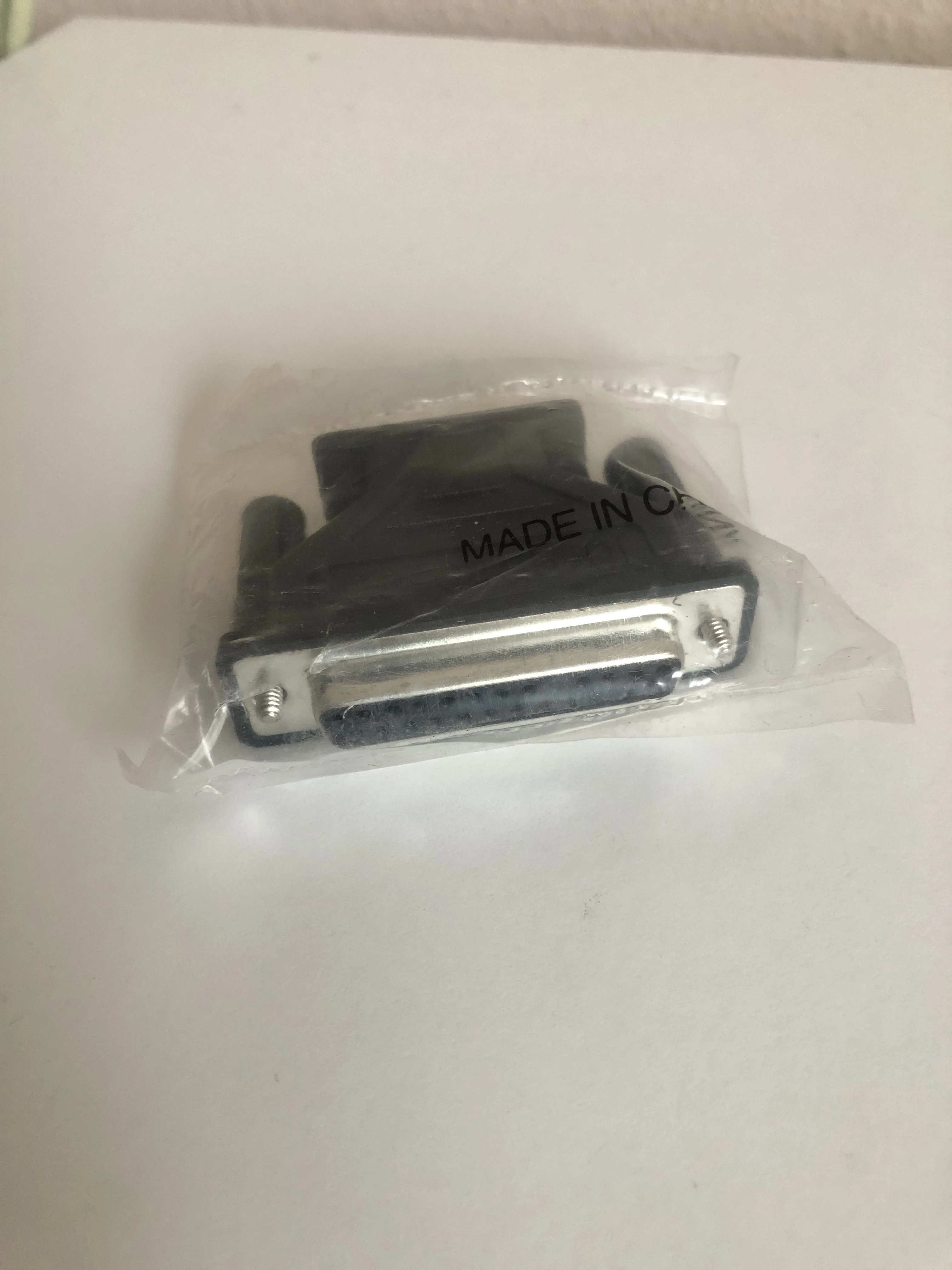 D-Sub-Adapter, 9-pol.-Stecker - 15-pol.-Stecker 