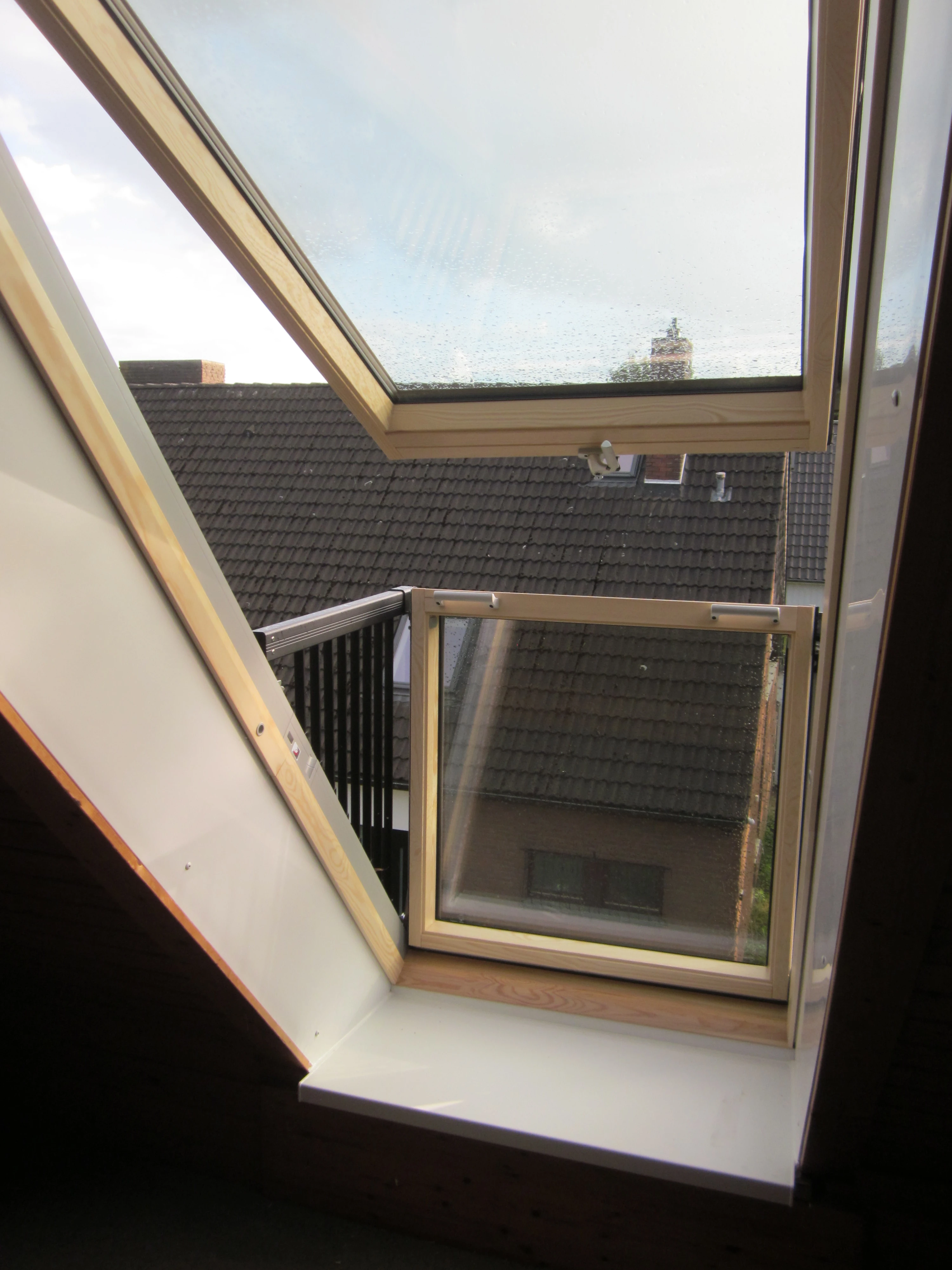 Kleiner Balkon DG