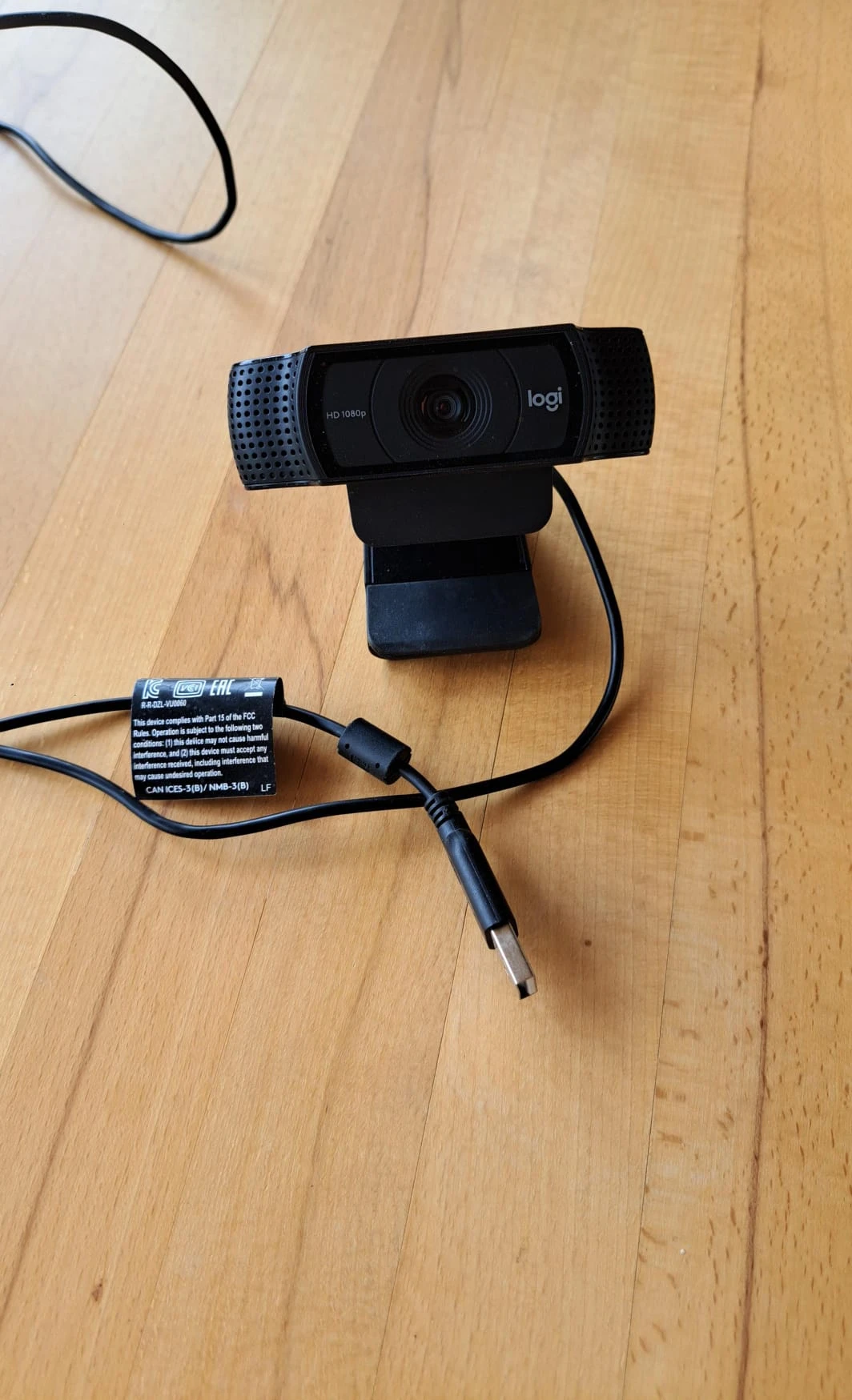Die Webcam mit Zubehör 