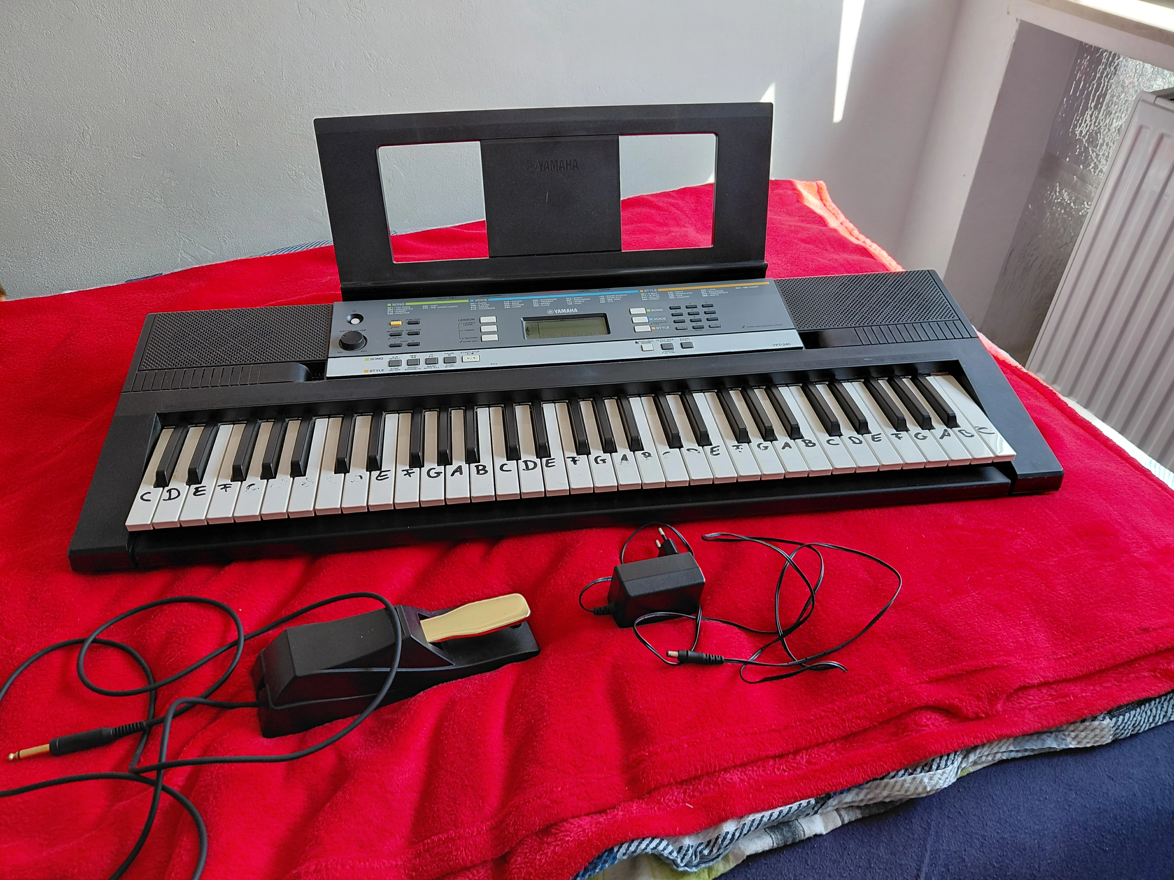 Keyboard mit Zubehör 