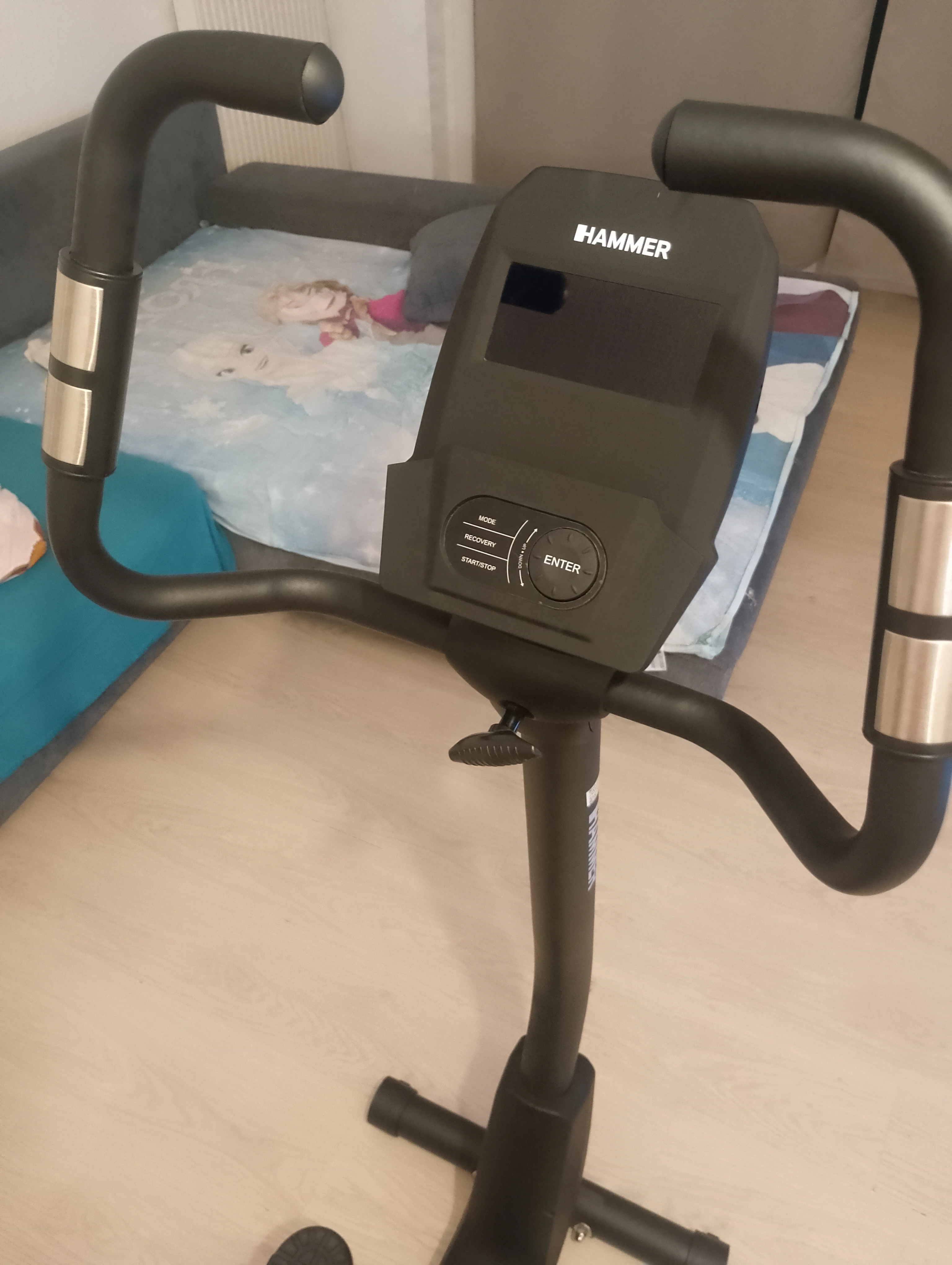 Lenker mit Bedienteil und Pulssensoren