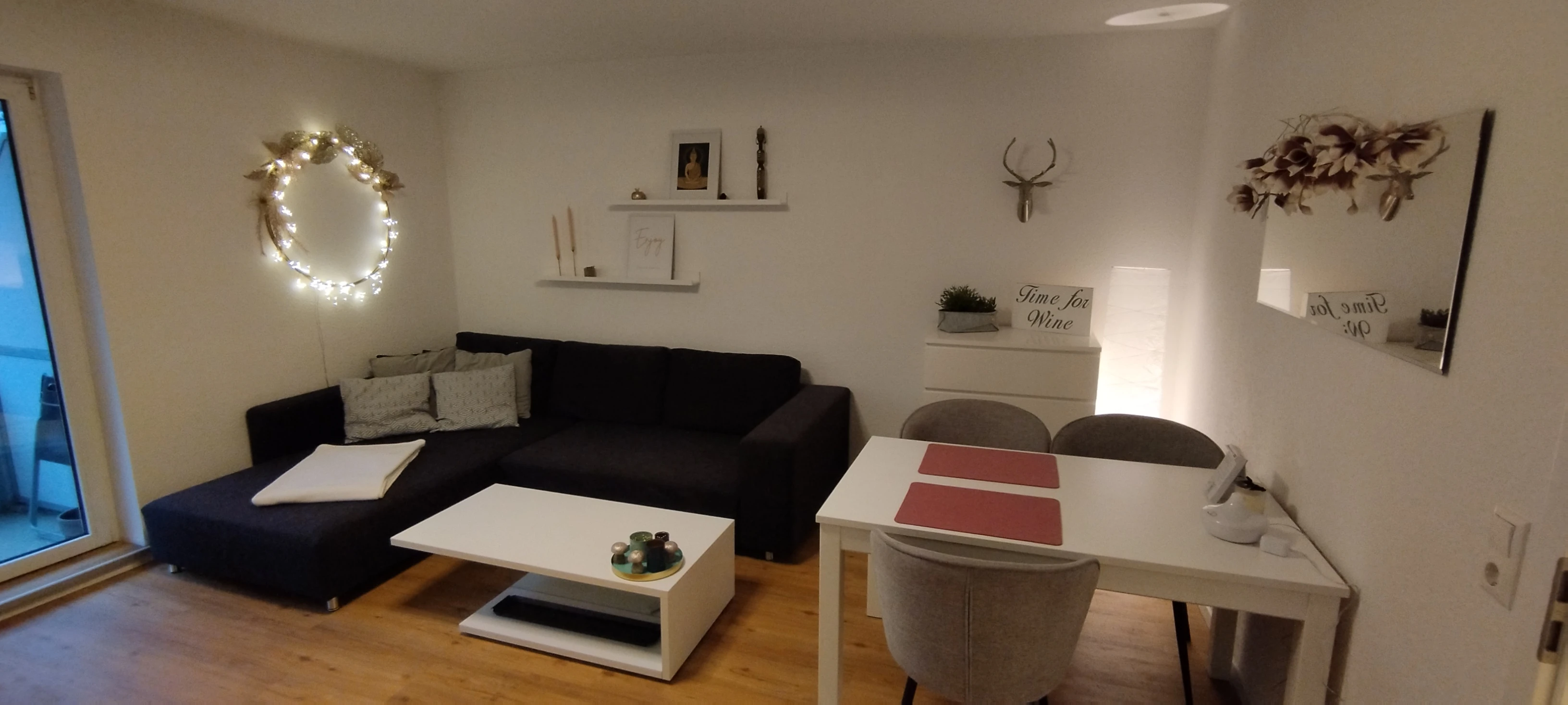 Wohnzimmer 