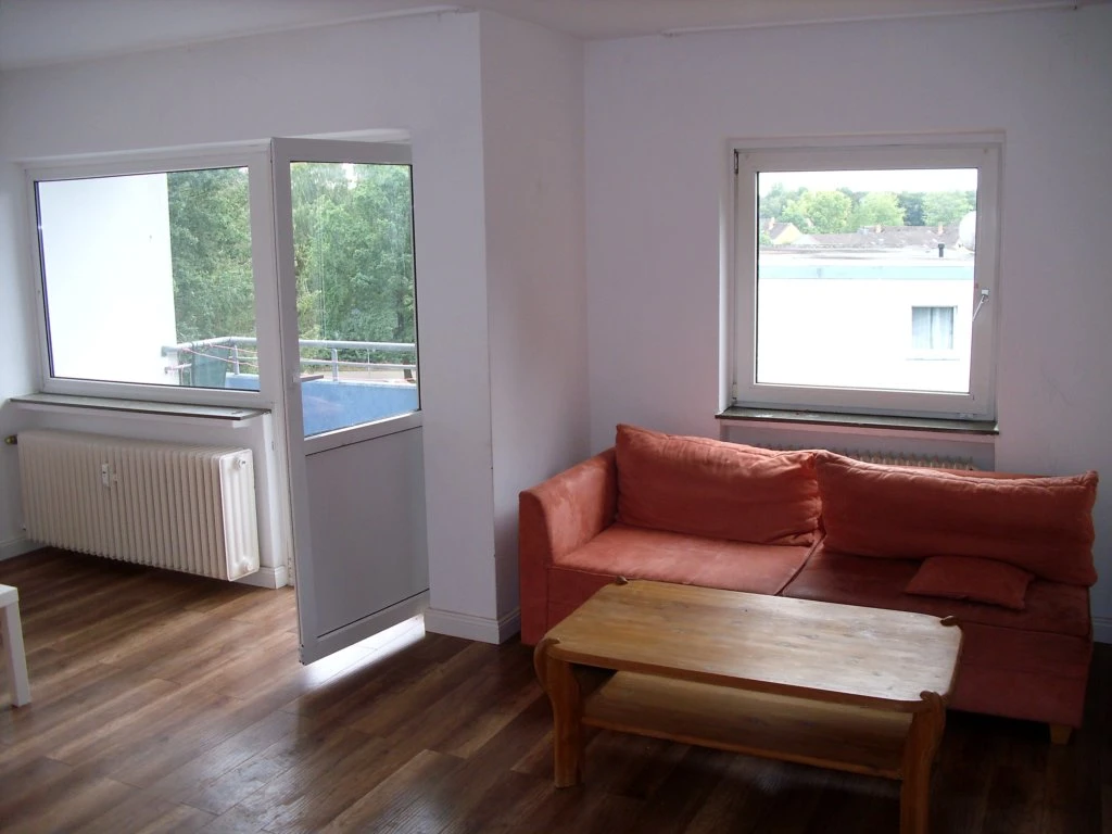 Wohnzimmer, Süd-Balkon