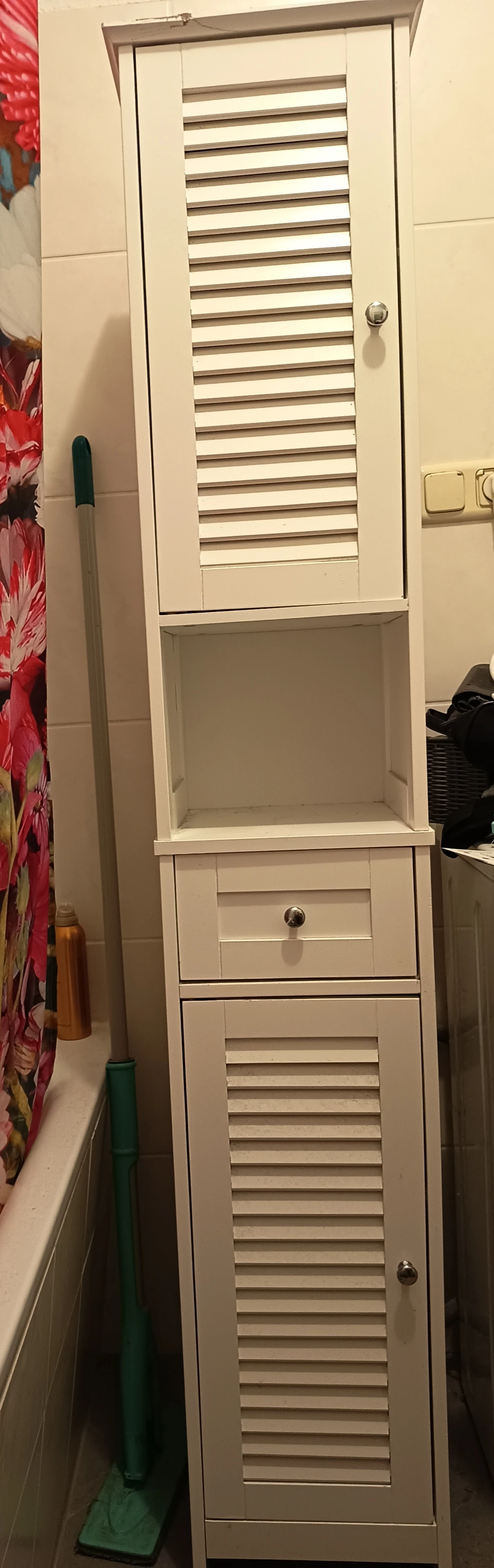 Hochschrank