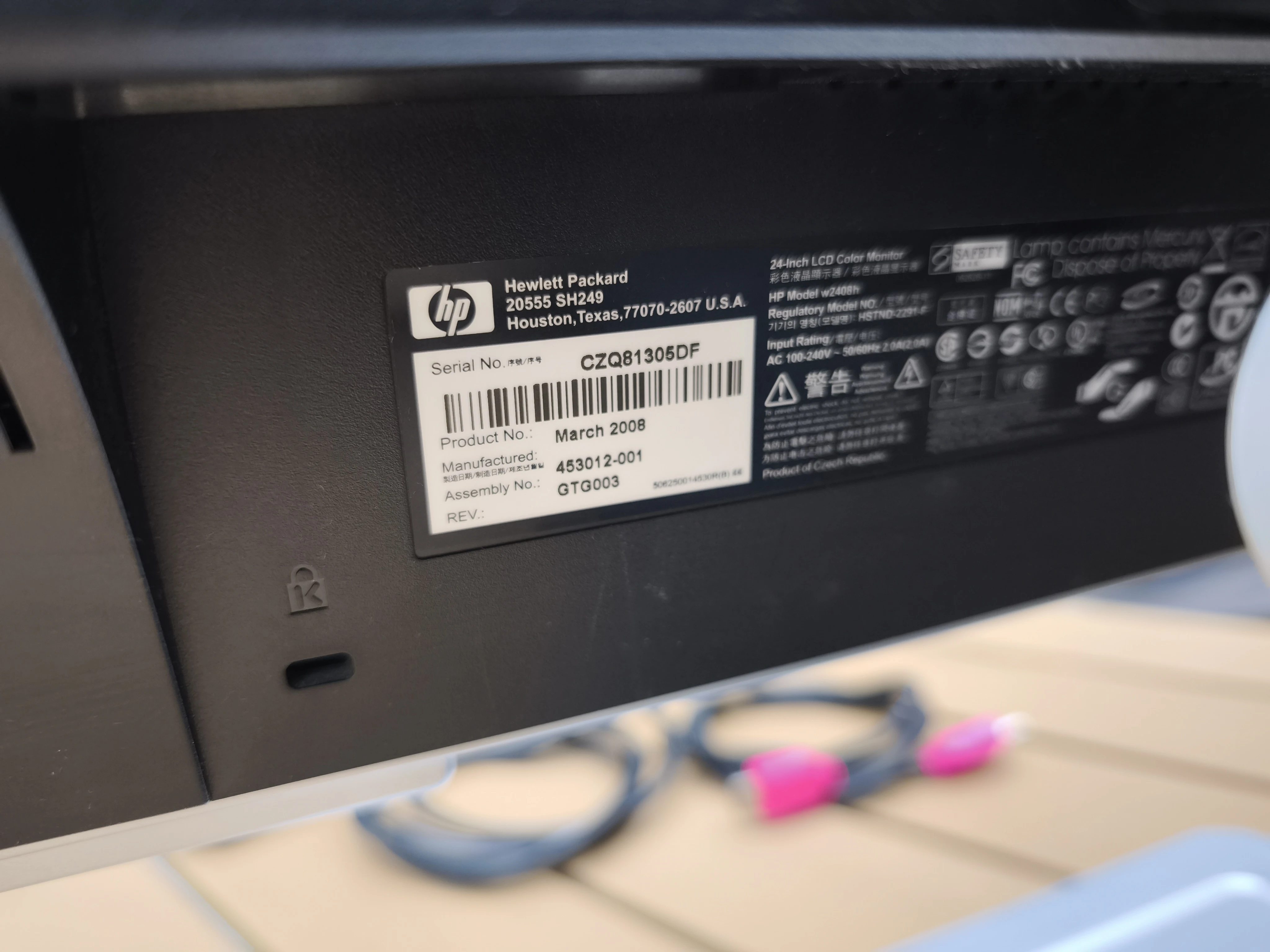 HP W2408h 24 Zoll Monitor