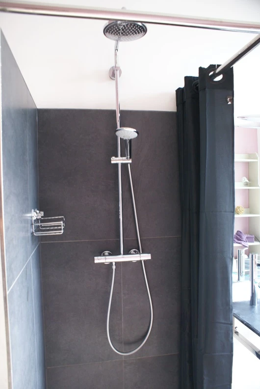 Bodenebene Dusche