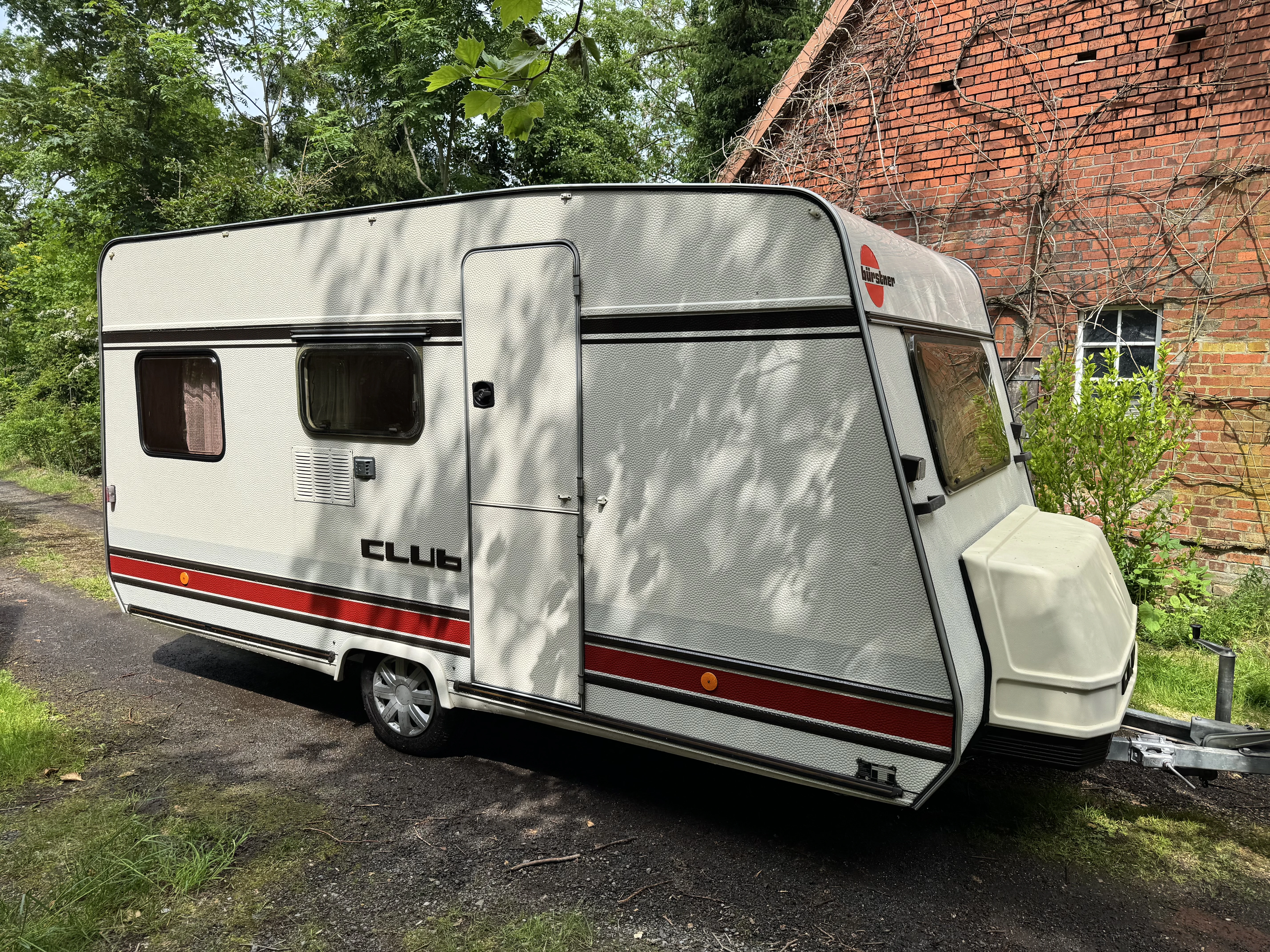Wohnwagen Seite