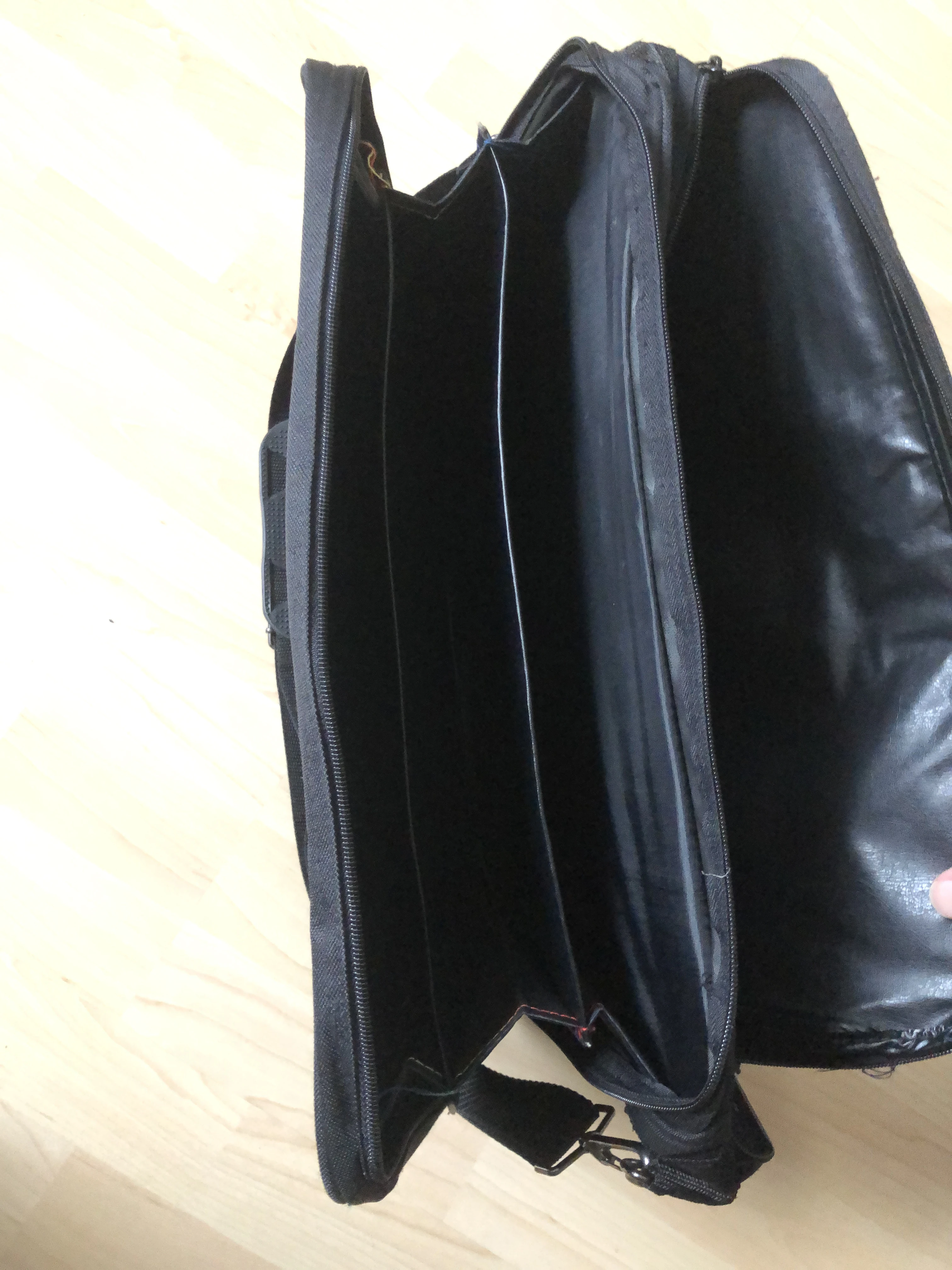 Hochwertige Laptop-/Akten-Tasche -neu- 