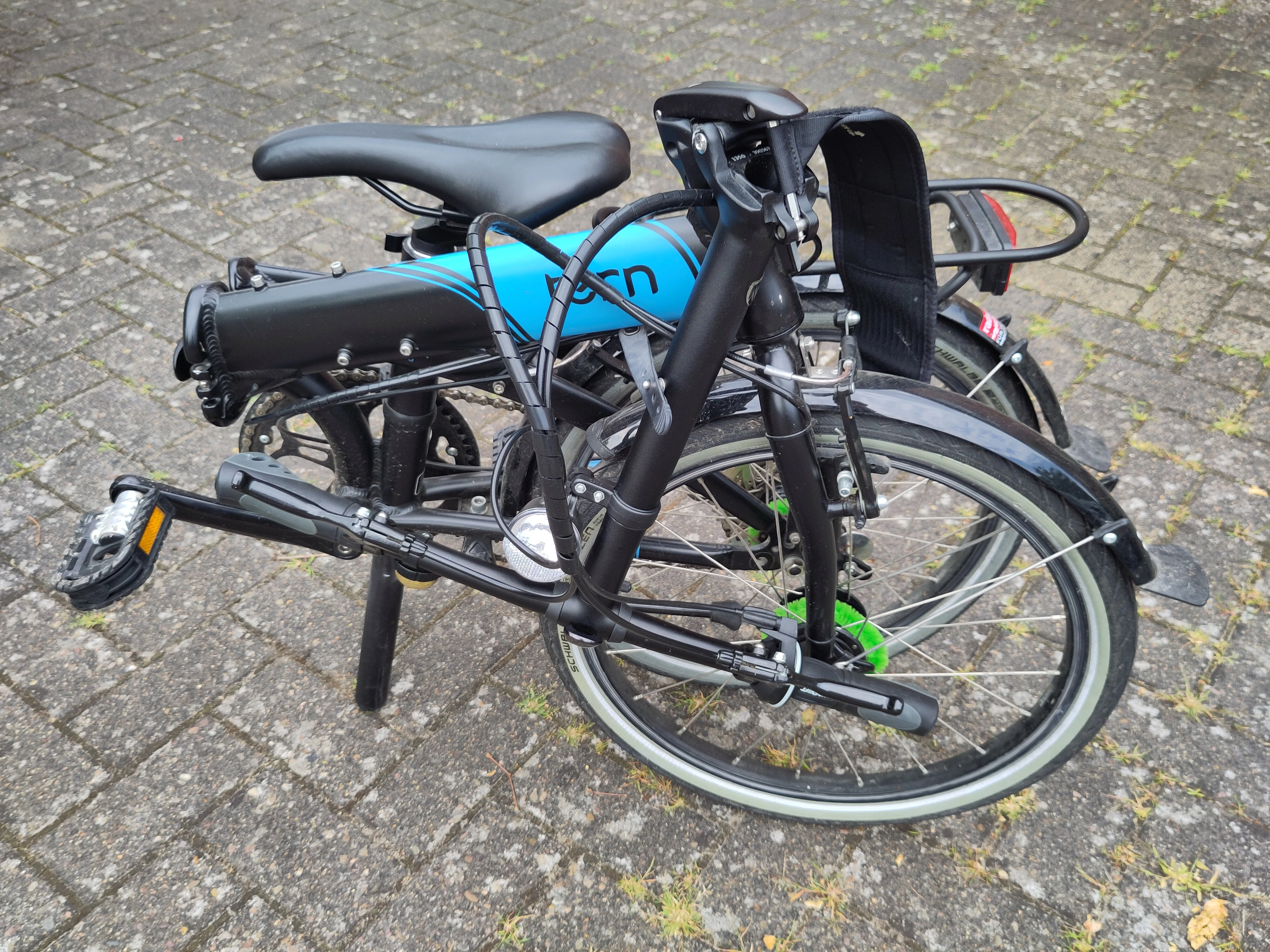 gefaltet