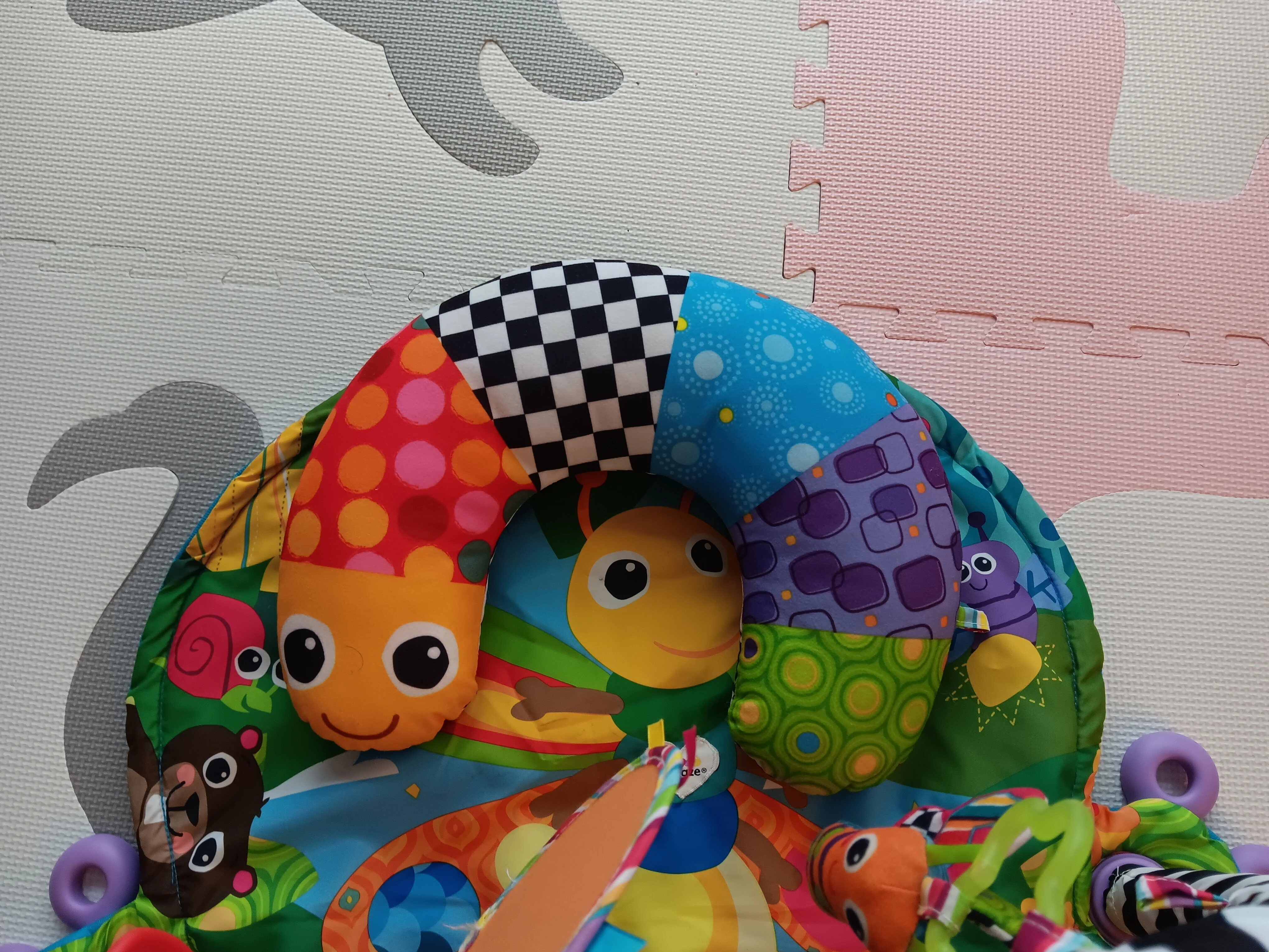 Lamaze Baby Spielmatte Spielbogen Freddie the Firefly