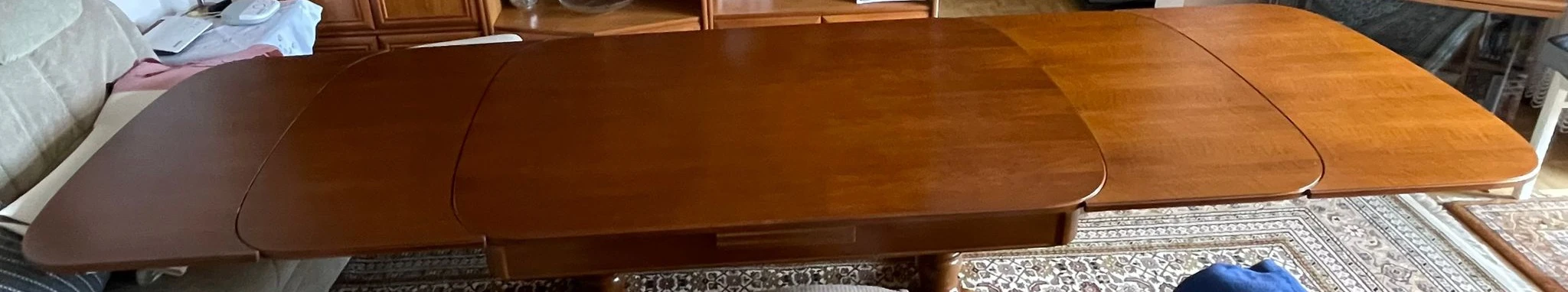 Tisch, ausziehbar