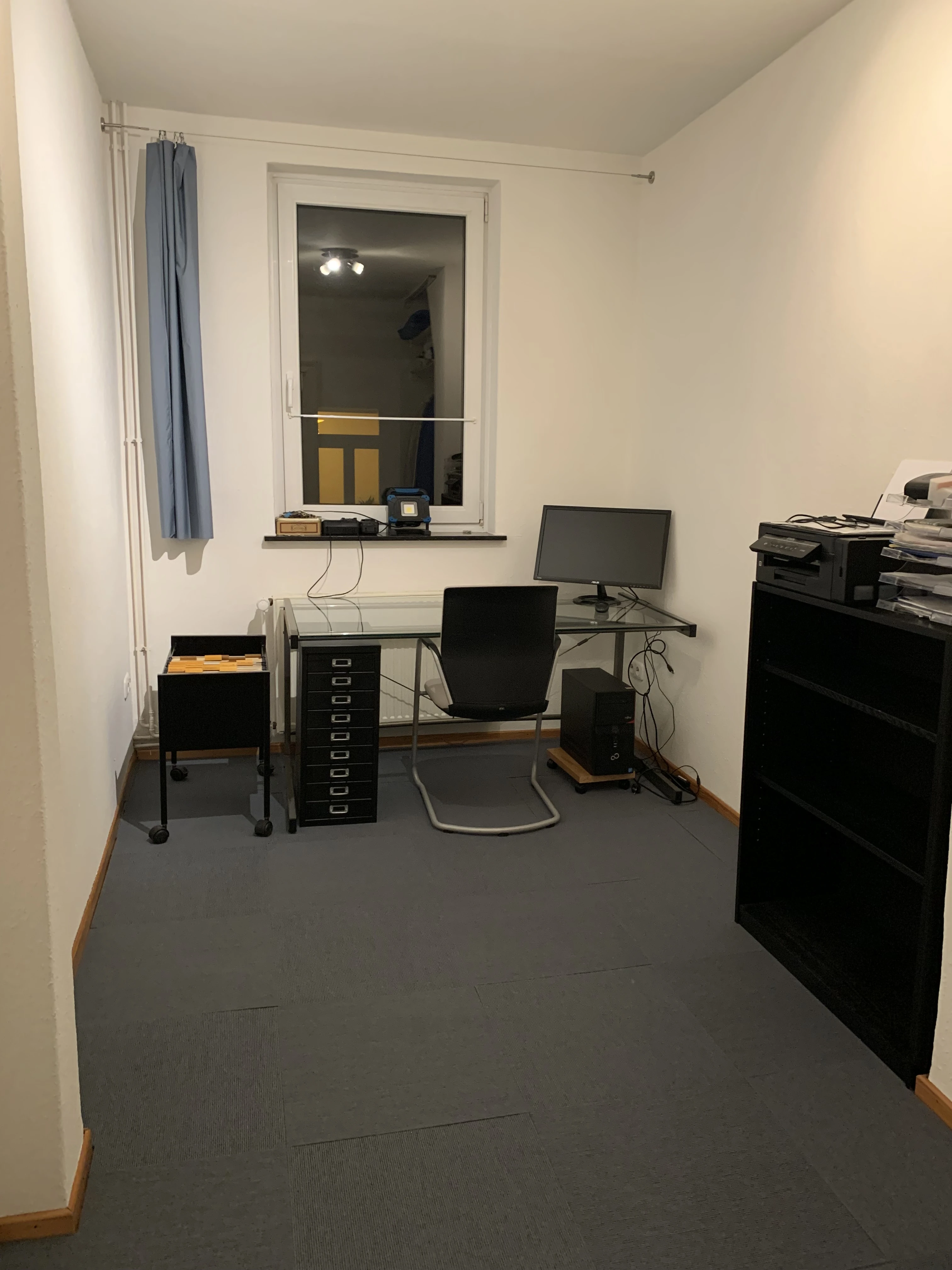 Zimmer z.B. als Büro nutzbar