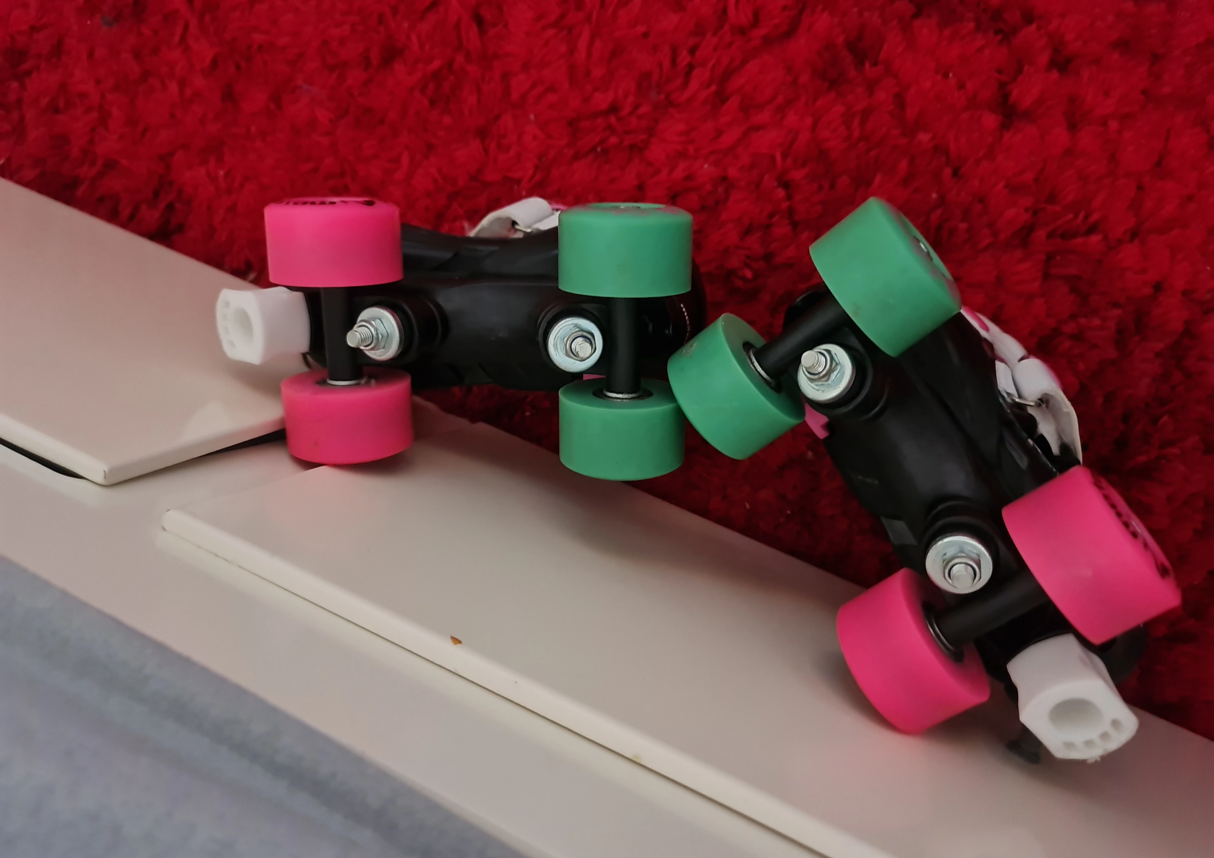 Mädchen Roll-Schuhe Gr. 31-34 