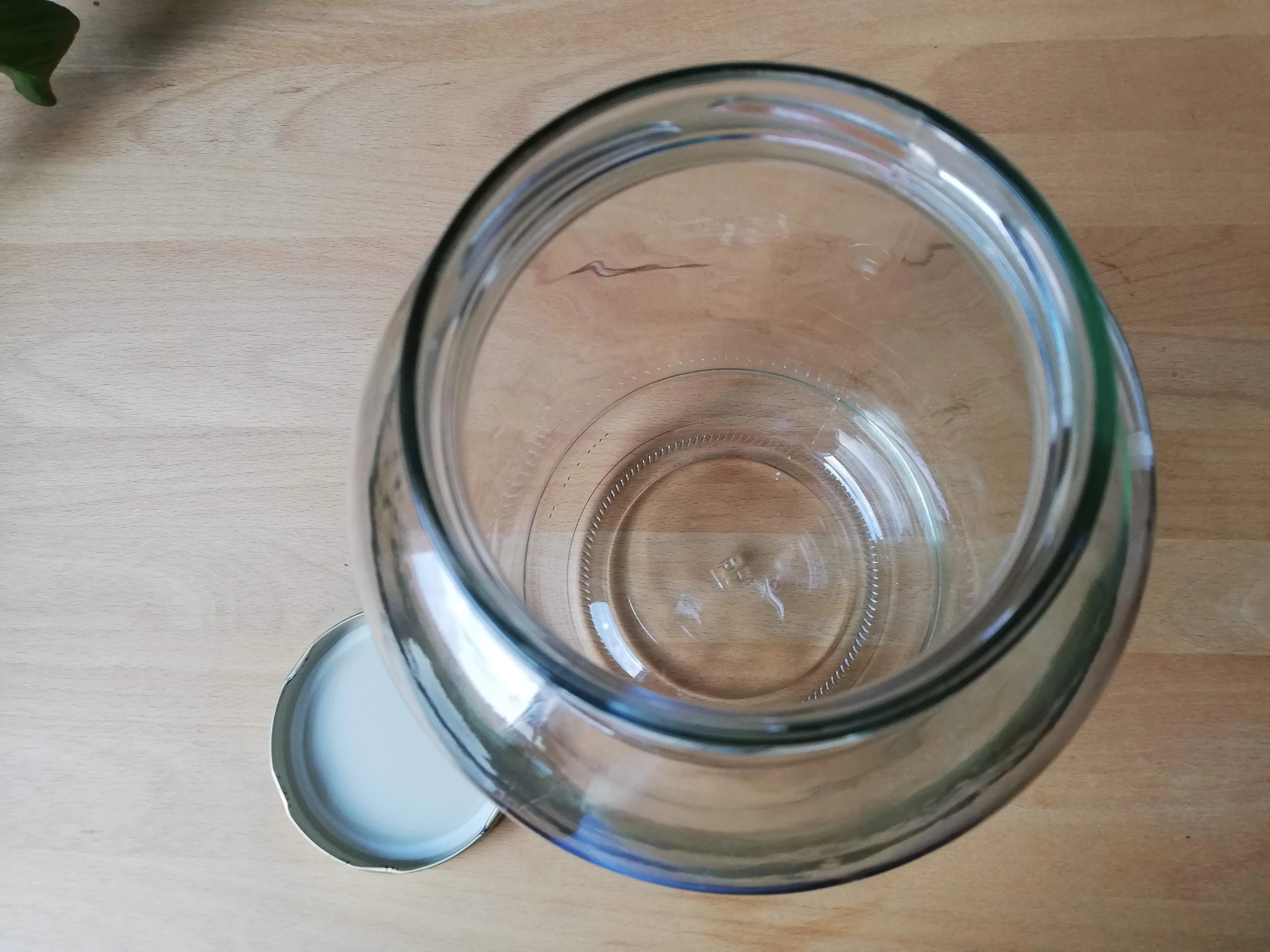 Glas von oben ohne Deckel