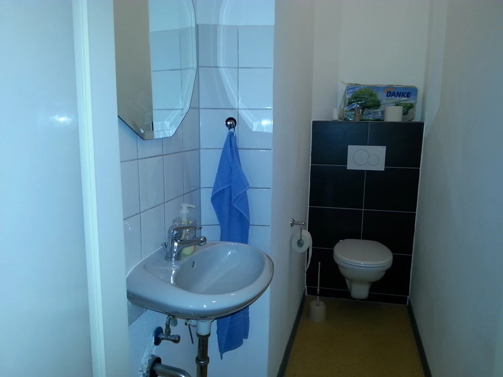 WC extra