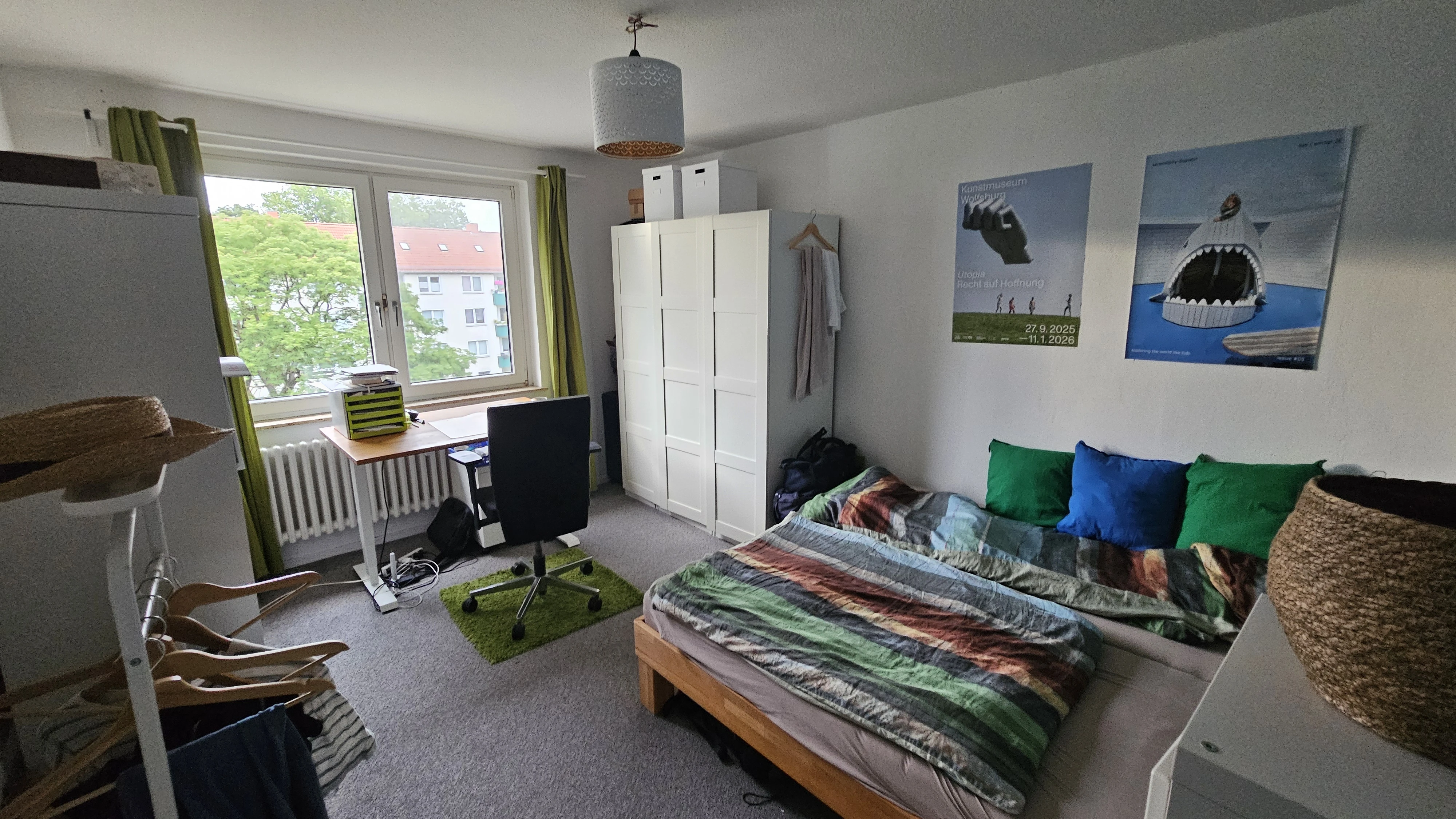 Zimmer von Tür aus