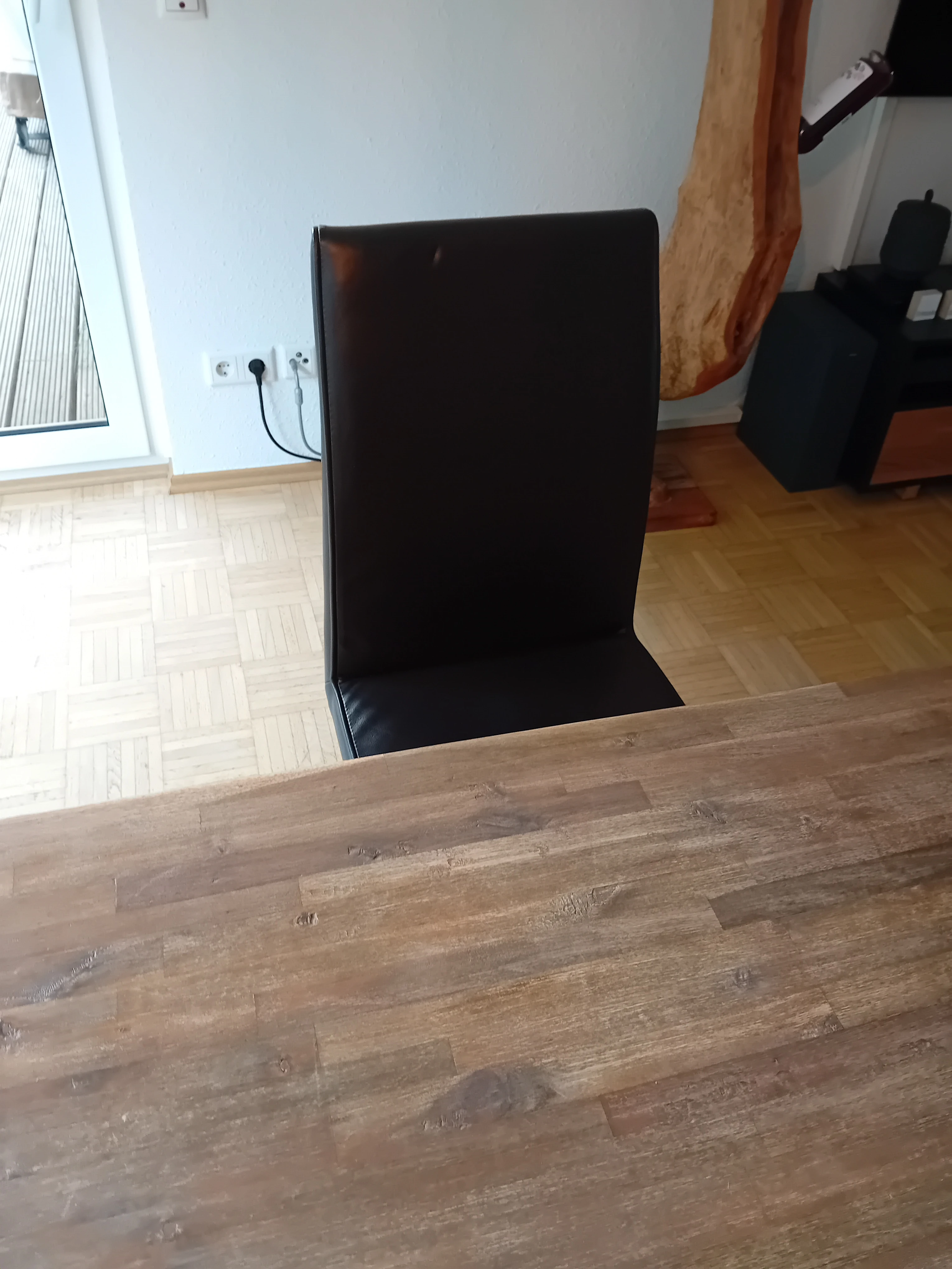 Braunes Kunstleder, gut erhalten