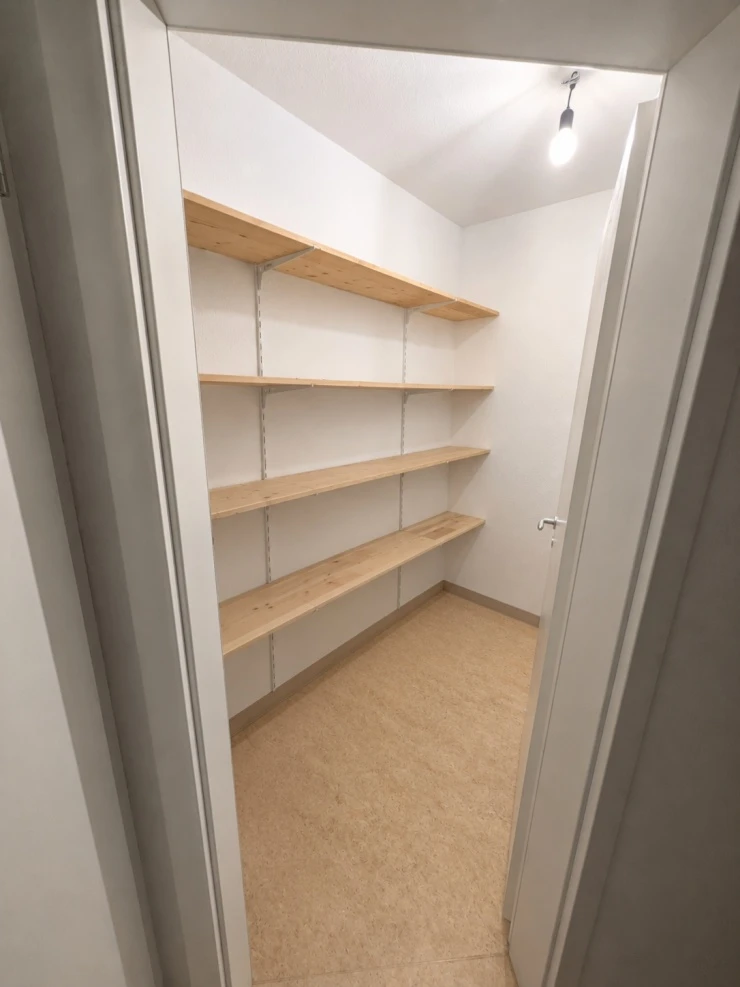 Abstellkammer exklusiv für das Zimmer