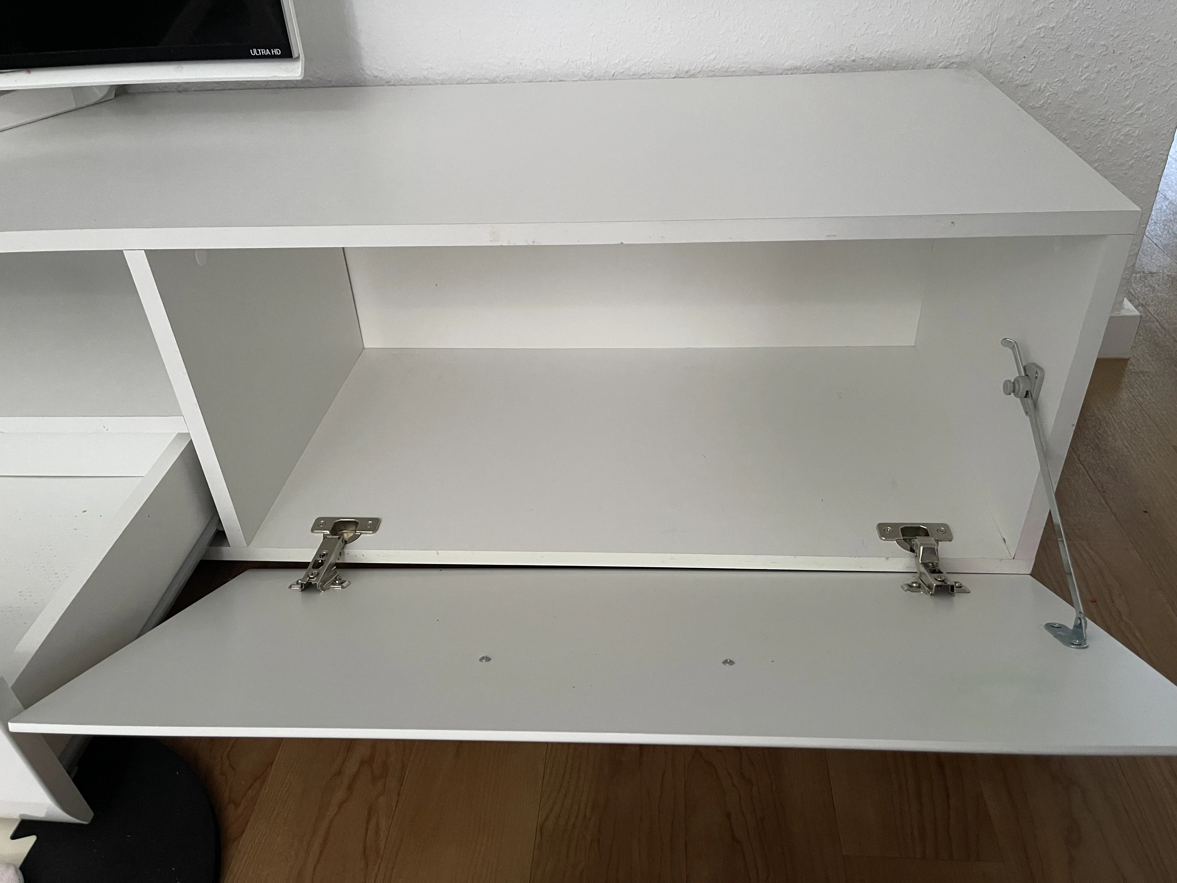 Fach mit Tür - Lowboard 